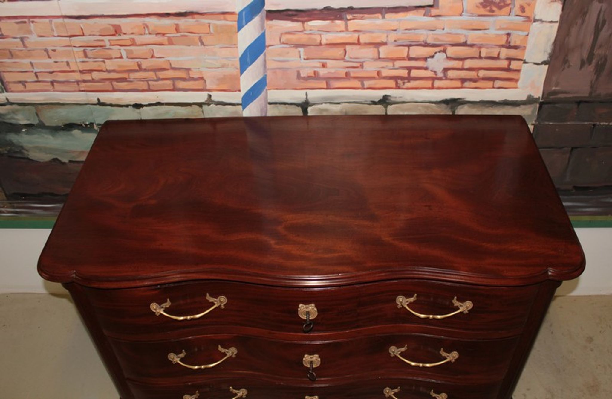 Dresser Louis XV mahogany 18th