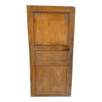Interior door in painted fir
