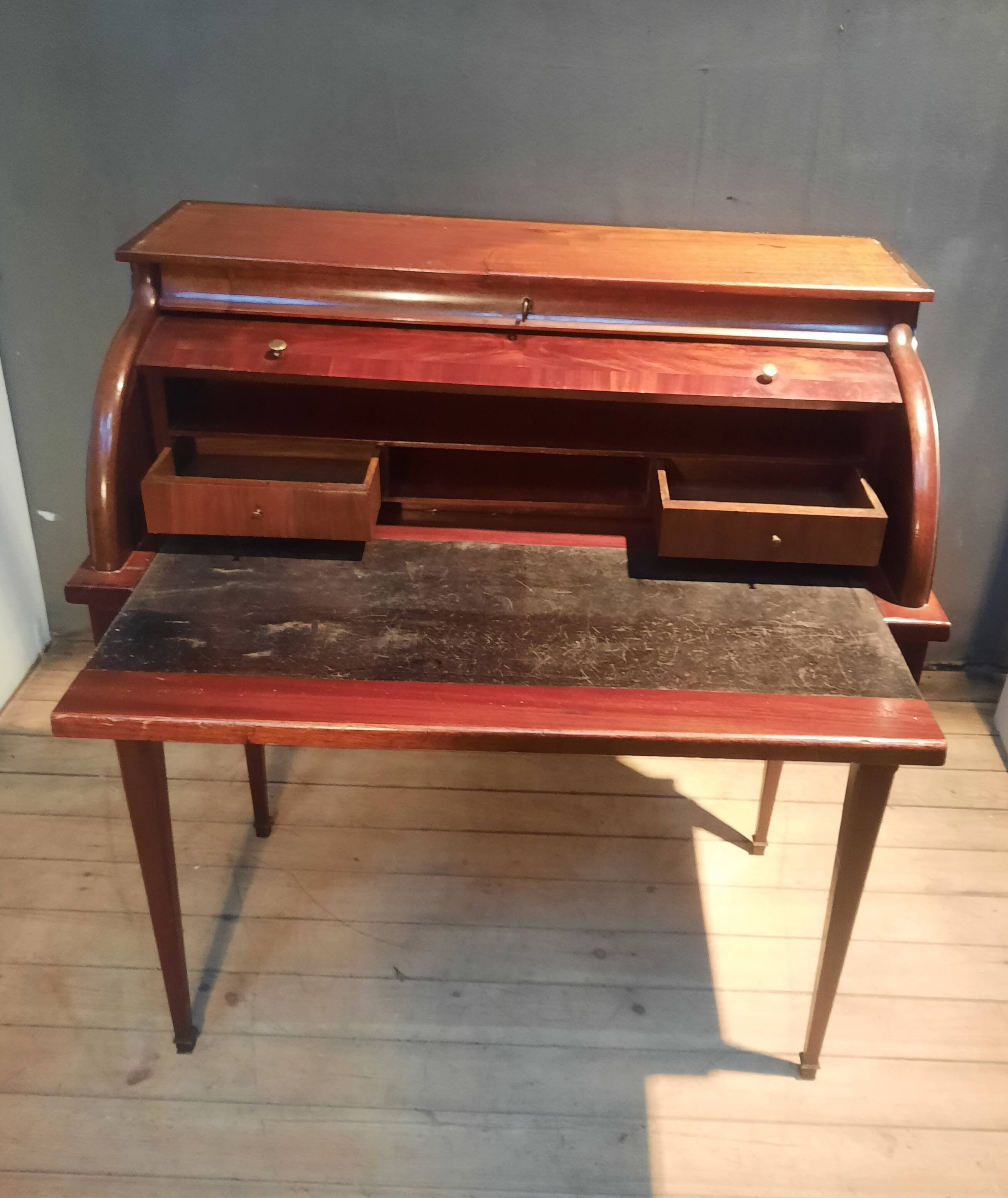 Mahogany roll desk from the 19th century