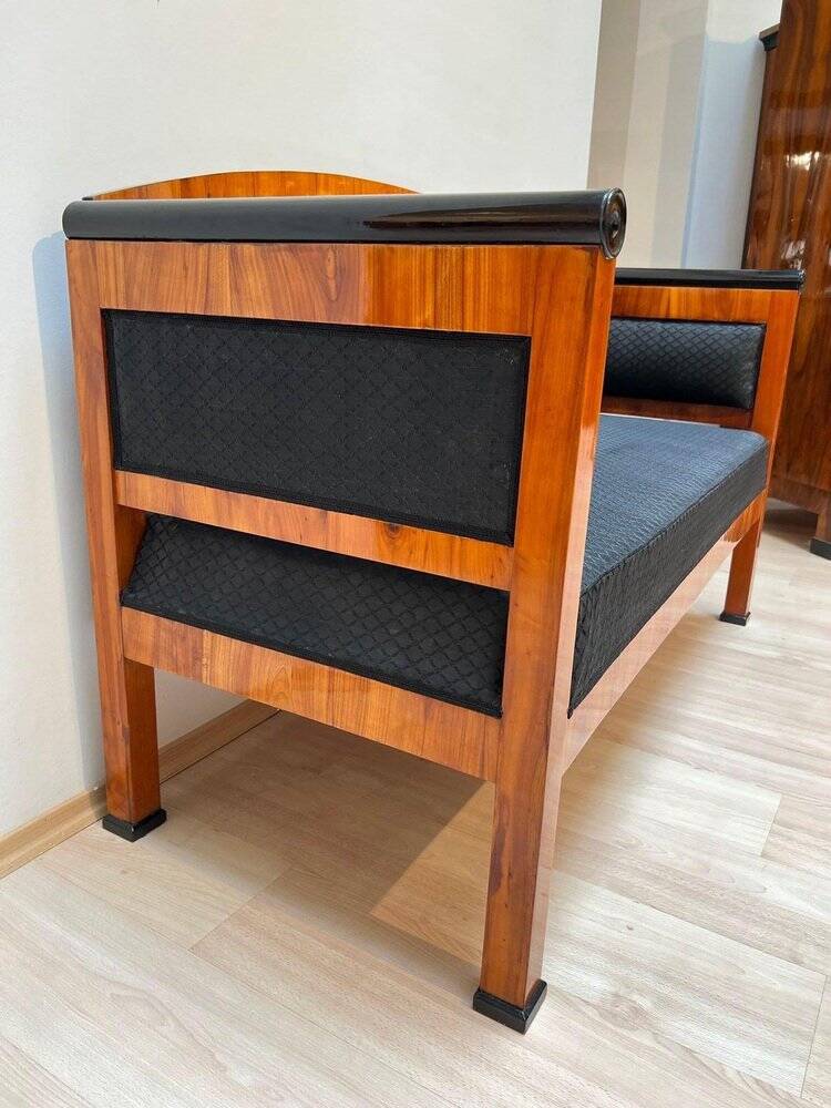 Biedermeier Sofa in Cherry Veneer and Horsehair, South Germany, 1830s