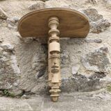 Wooden shelf from the late 19th century