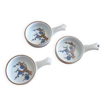 3 cassolettes caquelons en céramique motif branchages bleu et marron