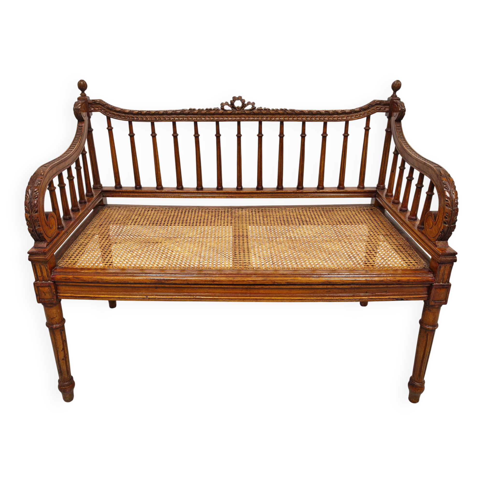 Banc sculpté à la main style Louis XVI avec siège en cannage tissé