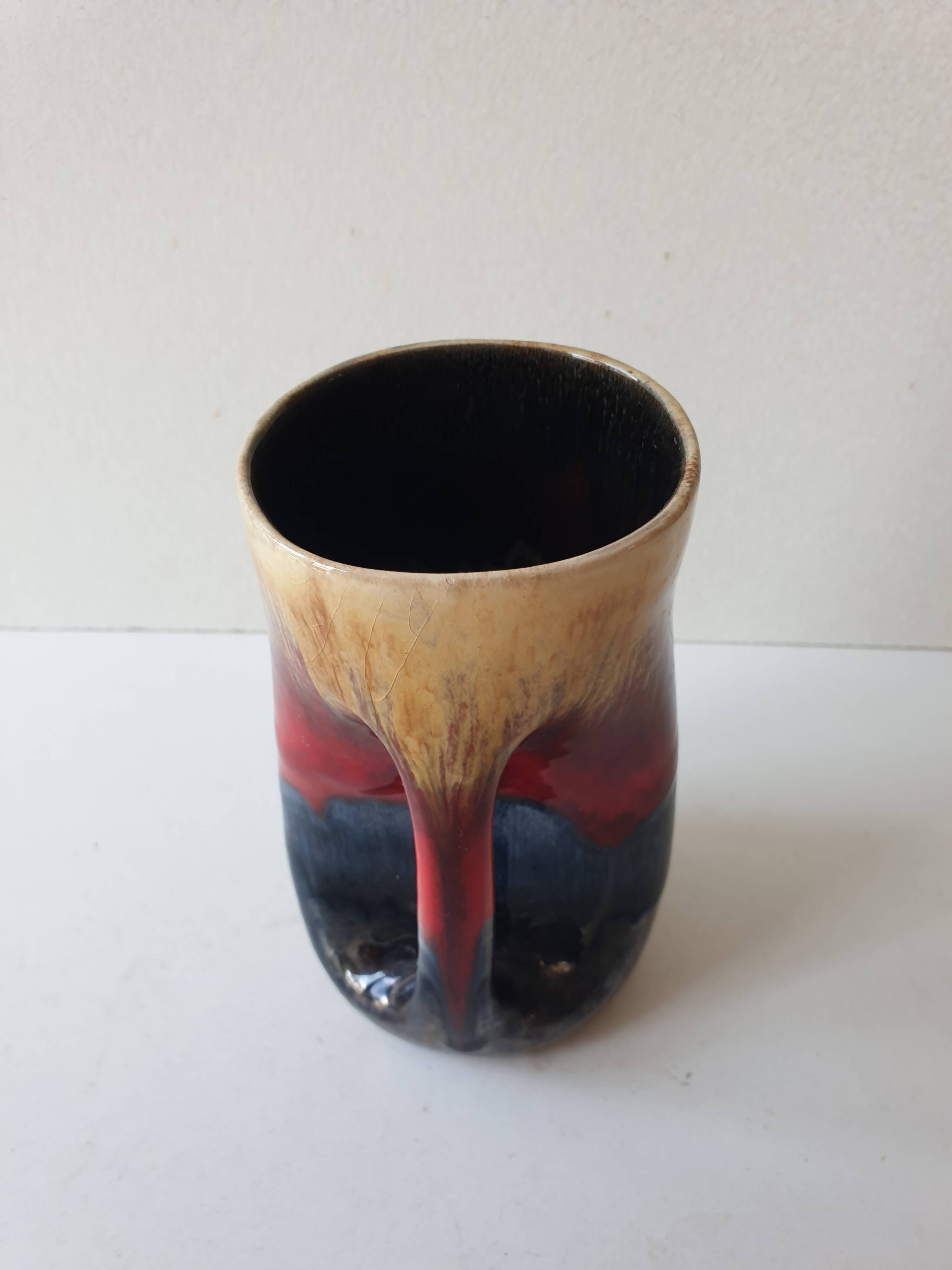 Ceramic vase with yellow, red and blue pattern - Vintage