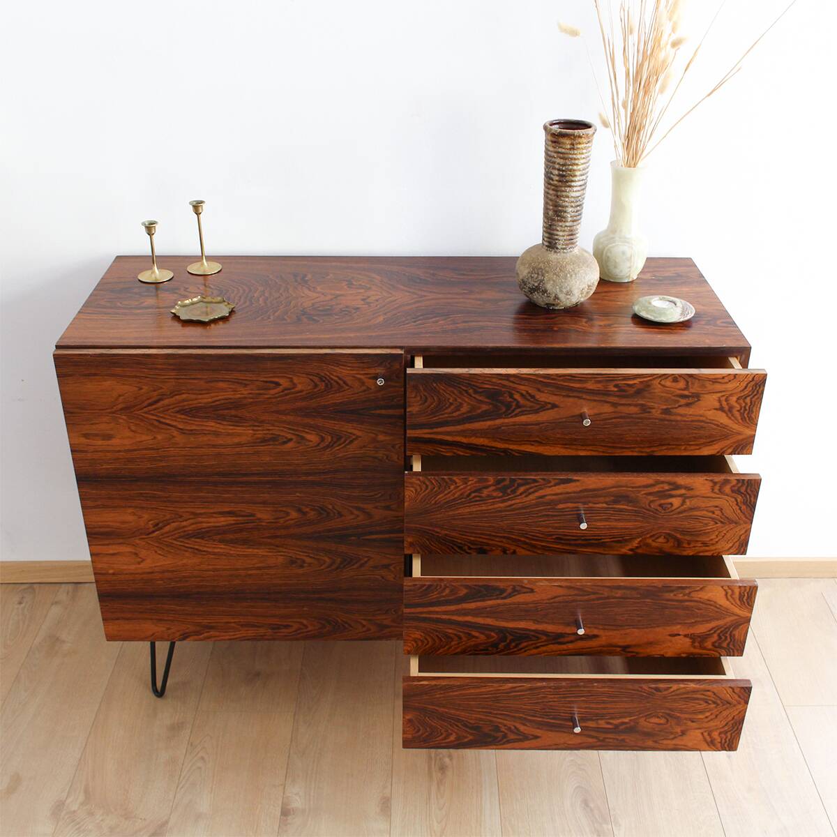 Vintage rosewood Sideboard with black hairpinlegs