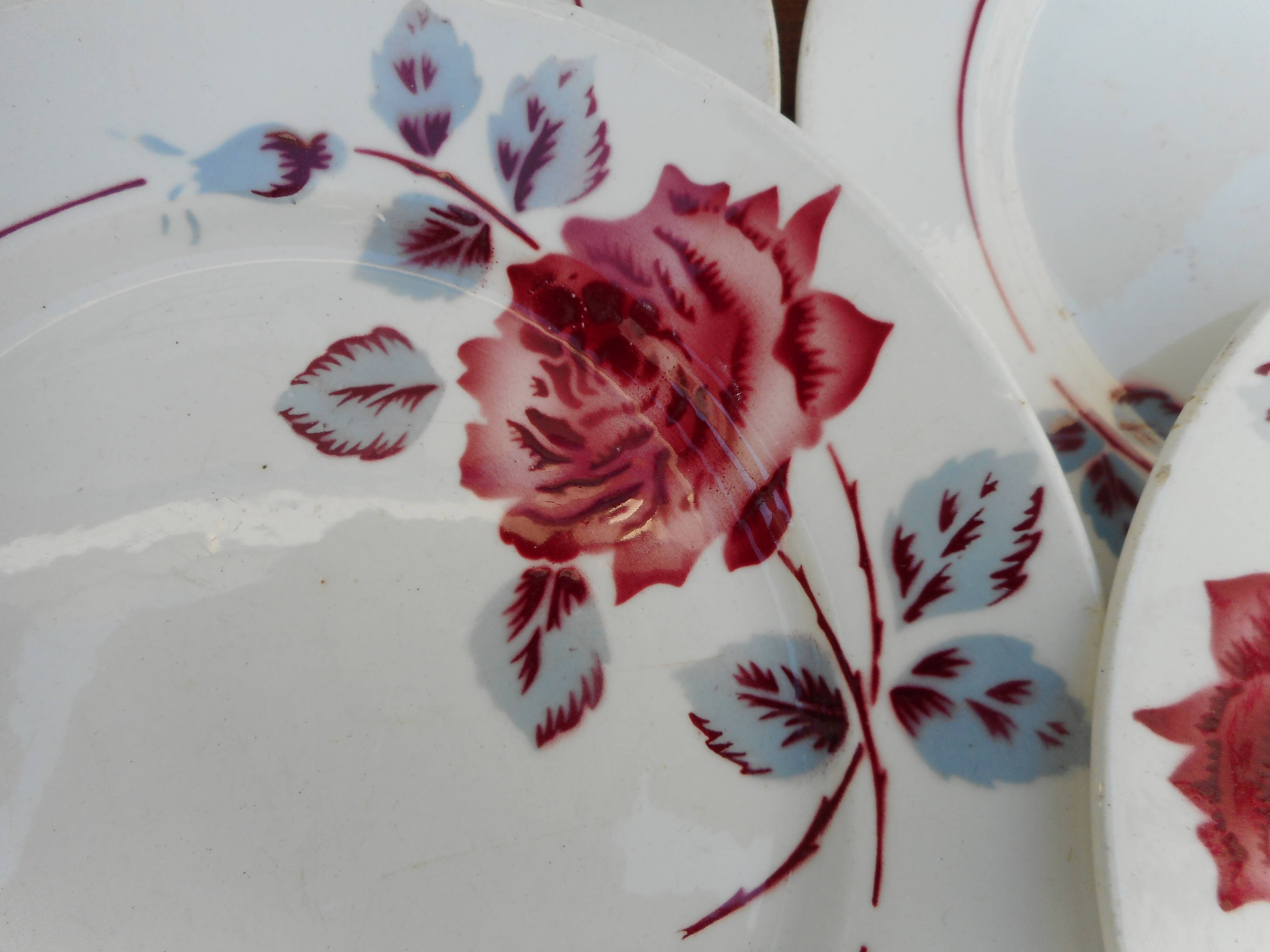 Badonviller earthenware plates