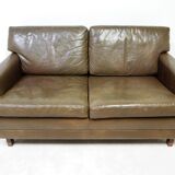 Scandinavian leather couch