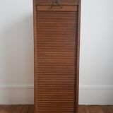 Sliding curtain cabinet