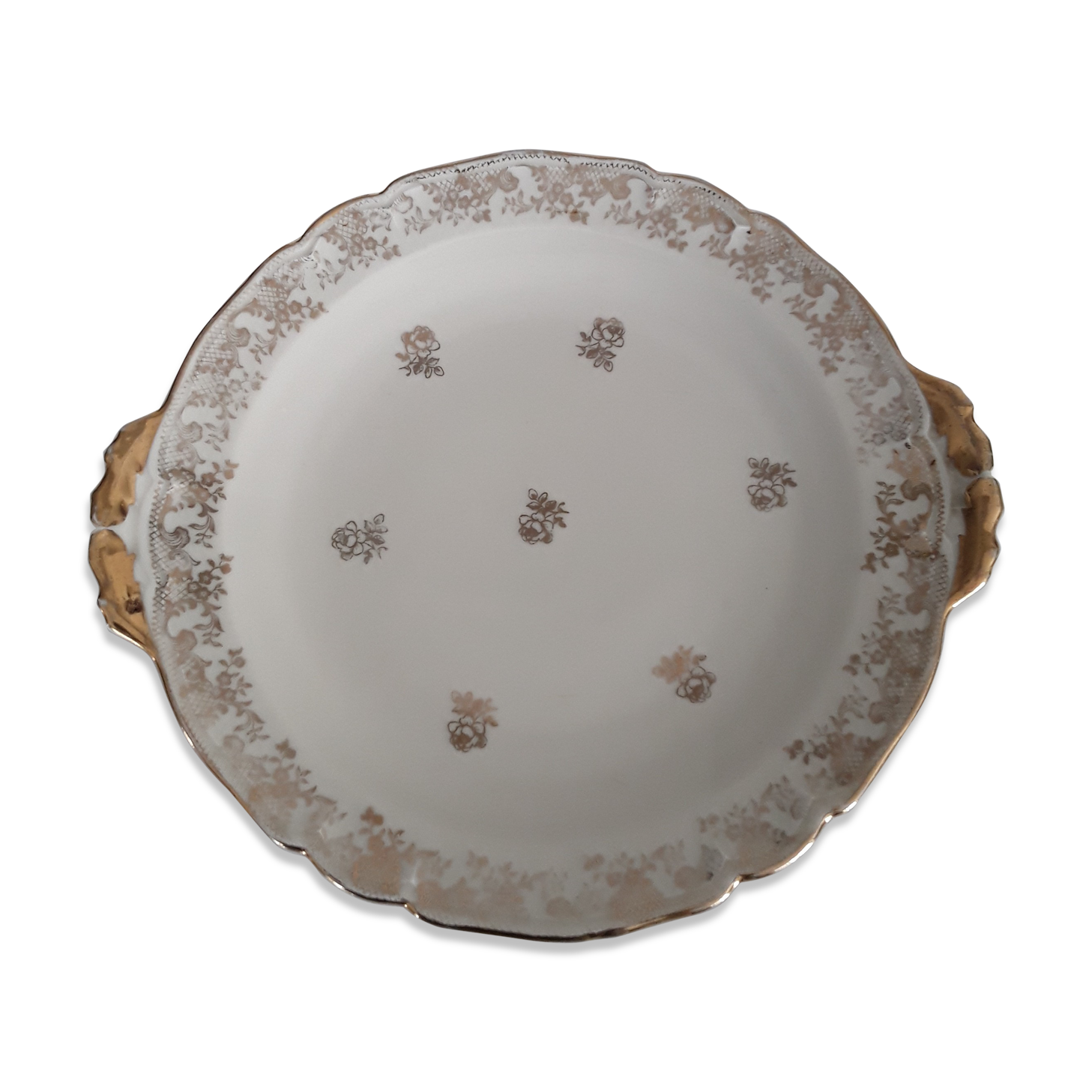Porcelain dish decorated with golden flowers