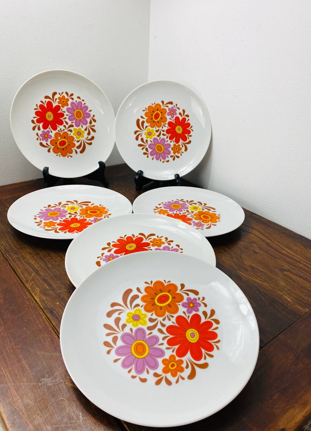 Vintage Bavaria pop plates