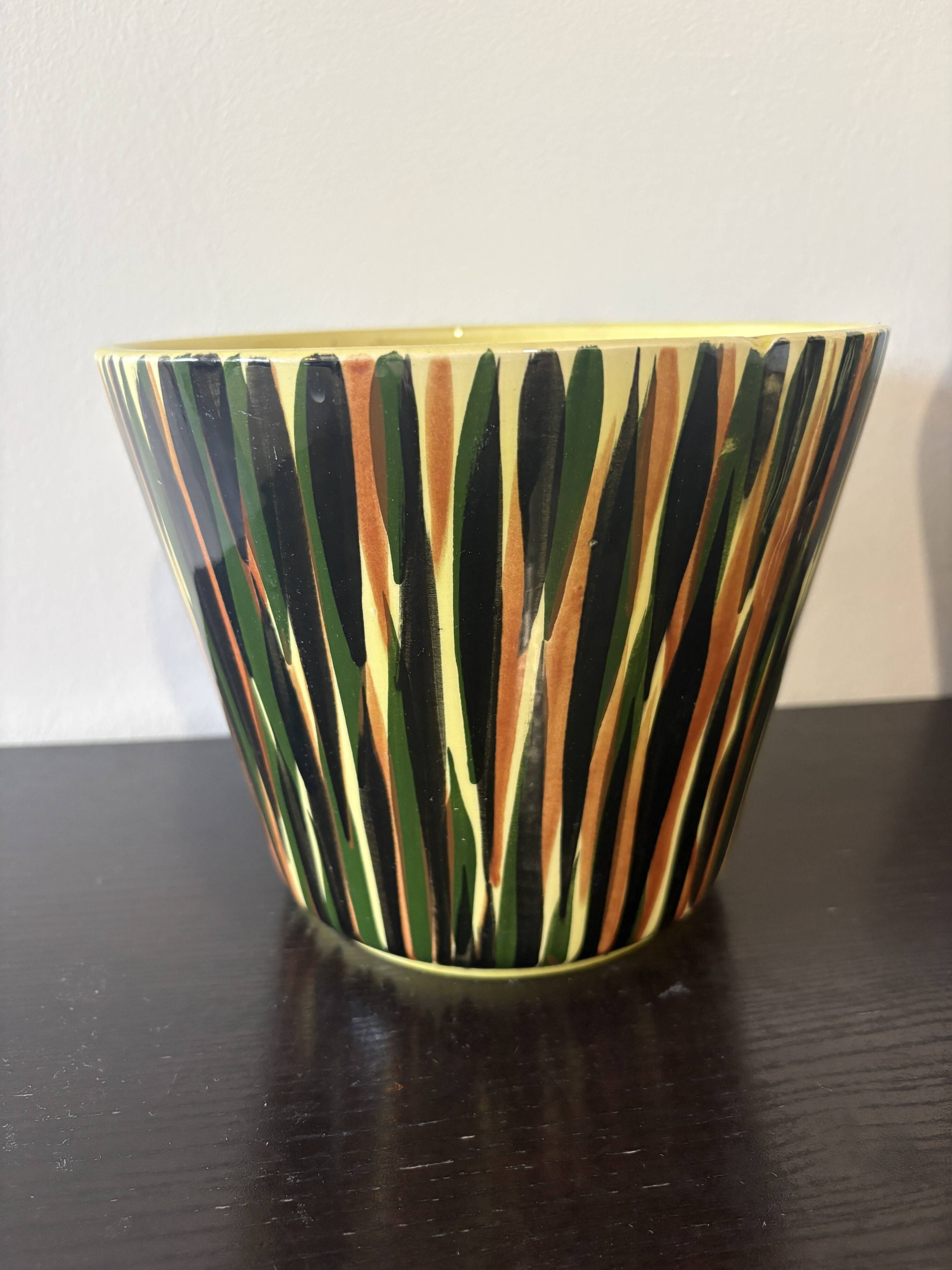 Small vintage Saint-Clément pot – 1950s painted earthenware