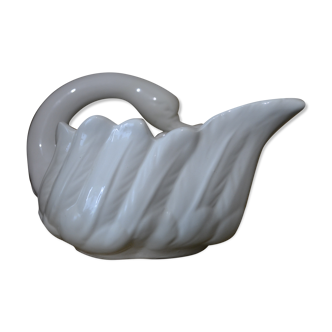 White swan pot cover