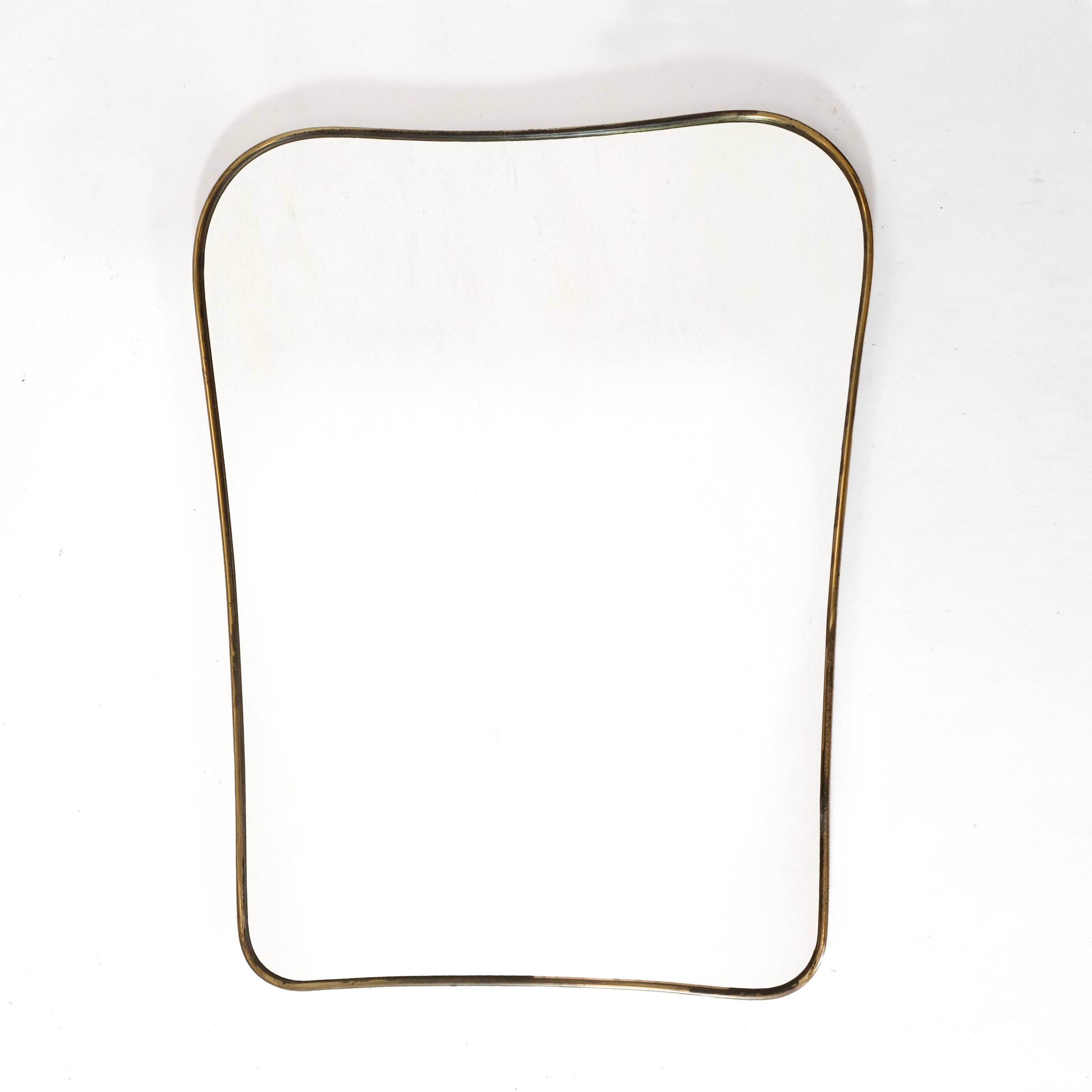 Large Italian mirror from the 1950s, 71x55 cm.