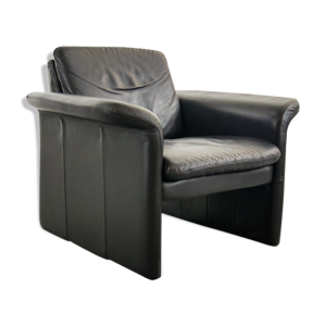 fauteuil en cuir noir