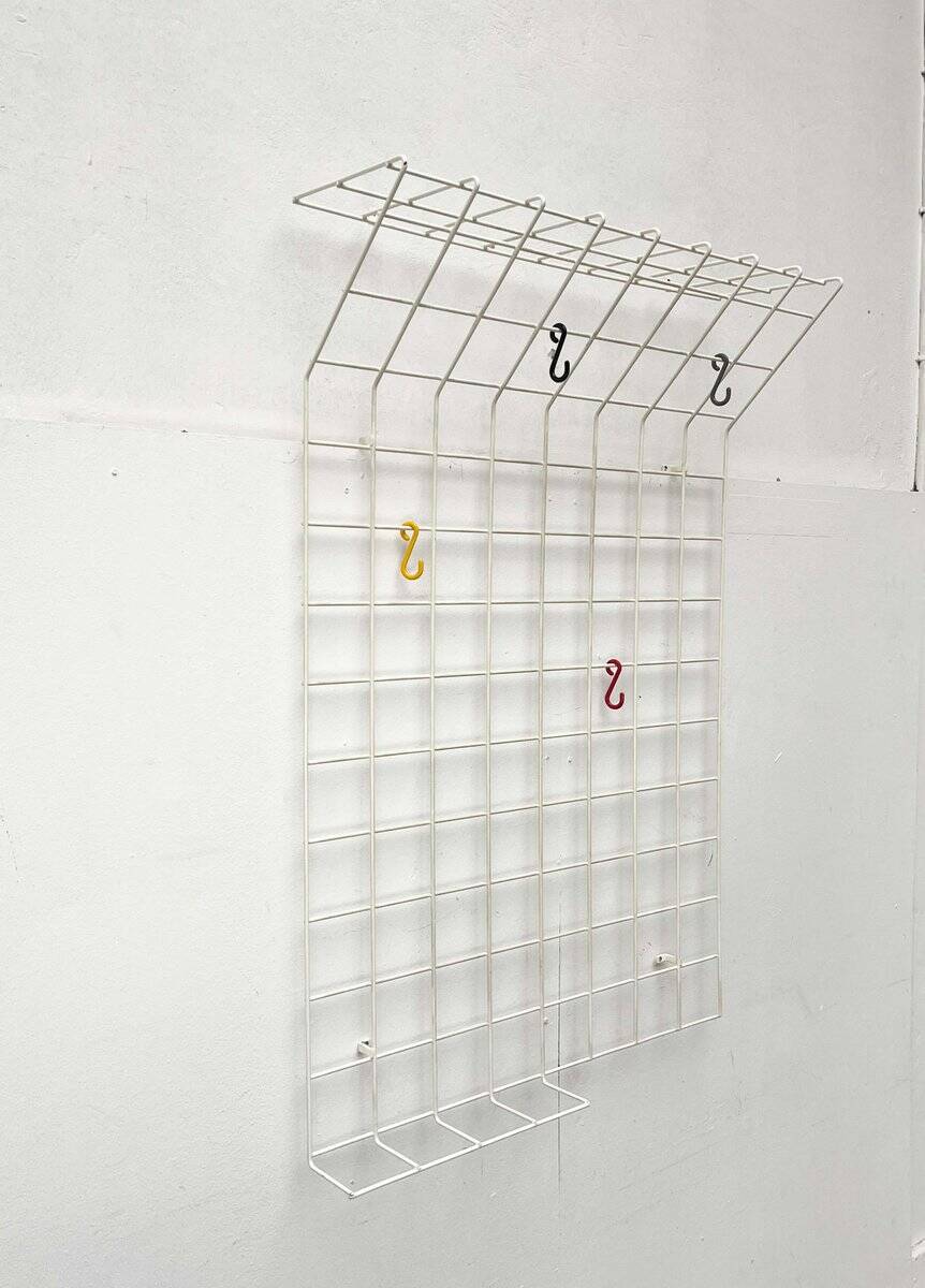 Minimalist white wire coat rack from mid-century Germany, 1960s.