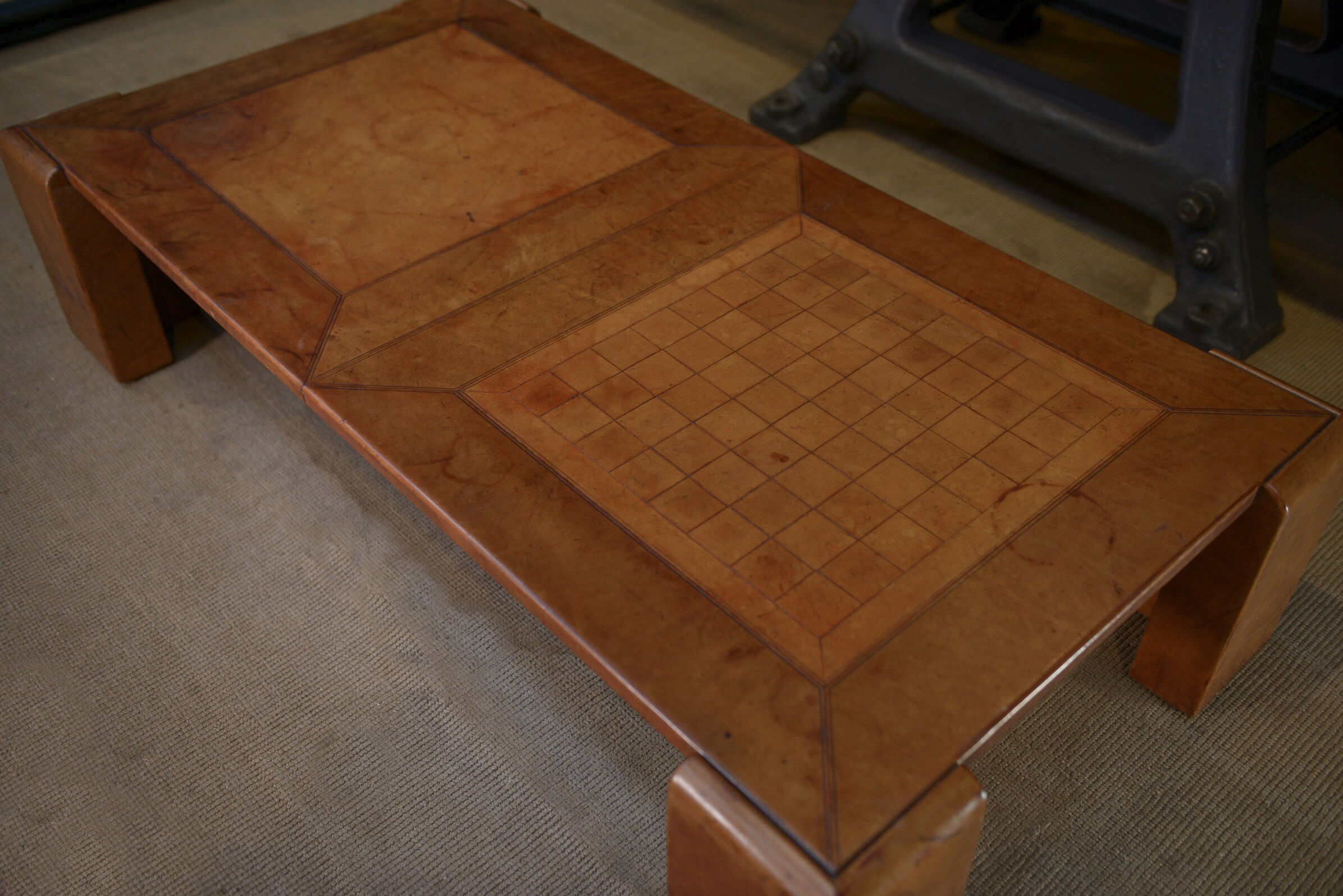 Leather coffee table 1970 " checkers "