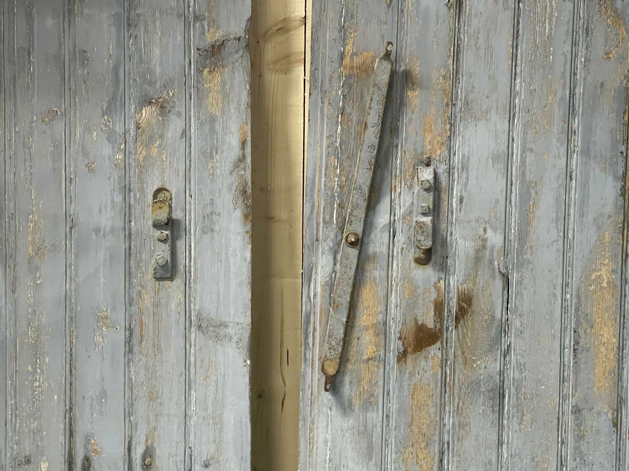 Pair of fir shutters from the early 20th century.