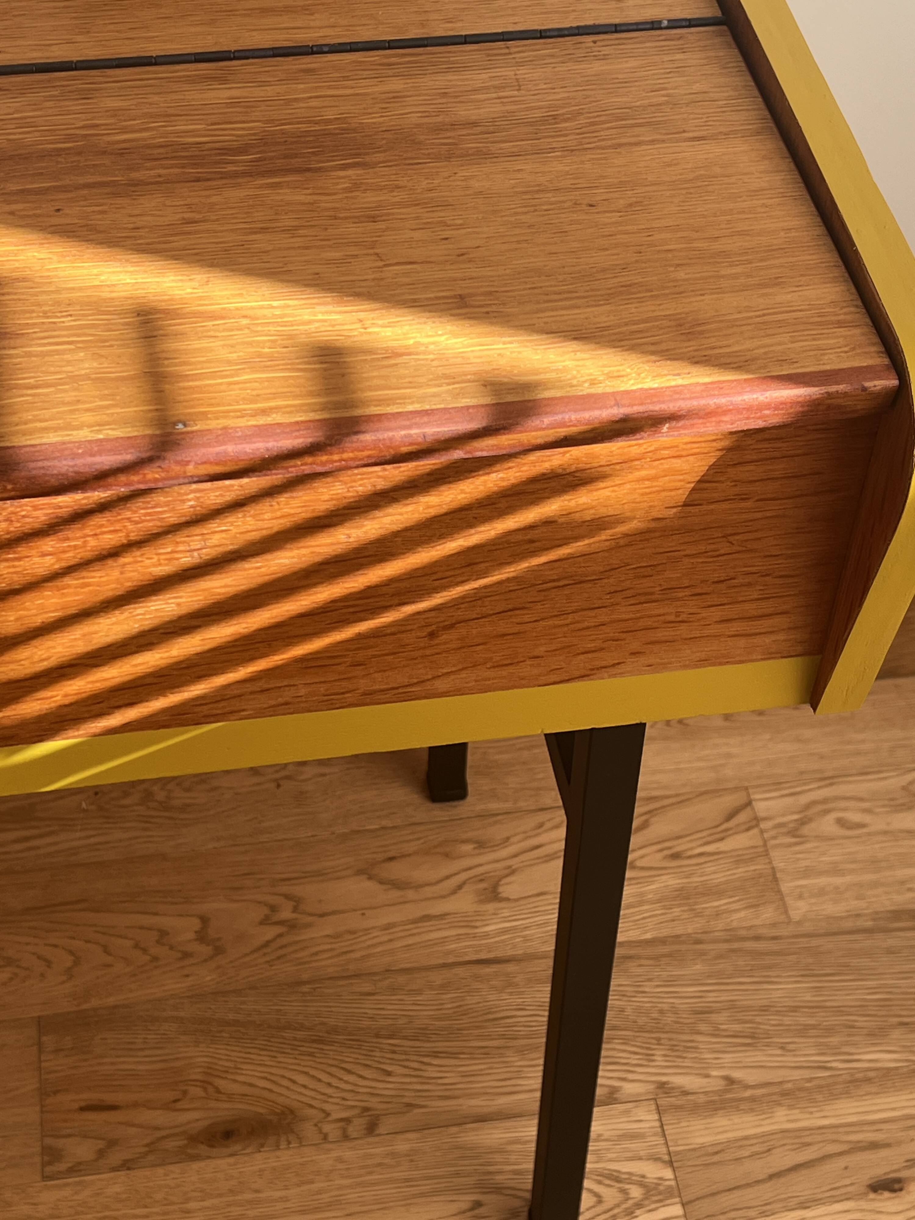 1960s console modernist spirit