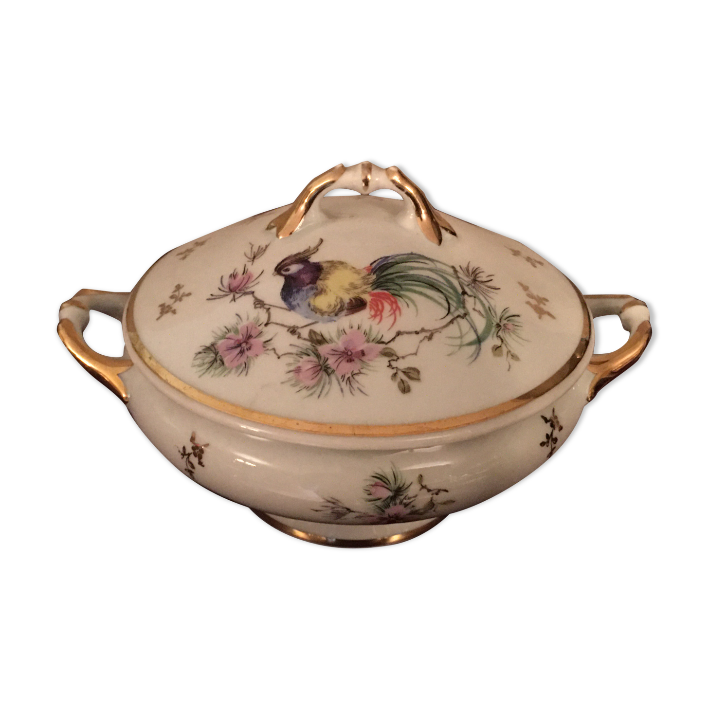 Ancient porcelain box