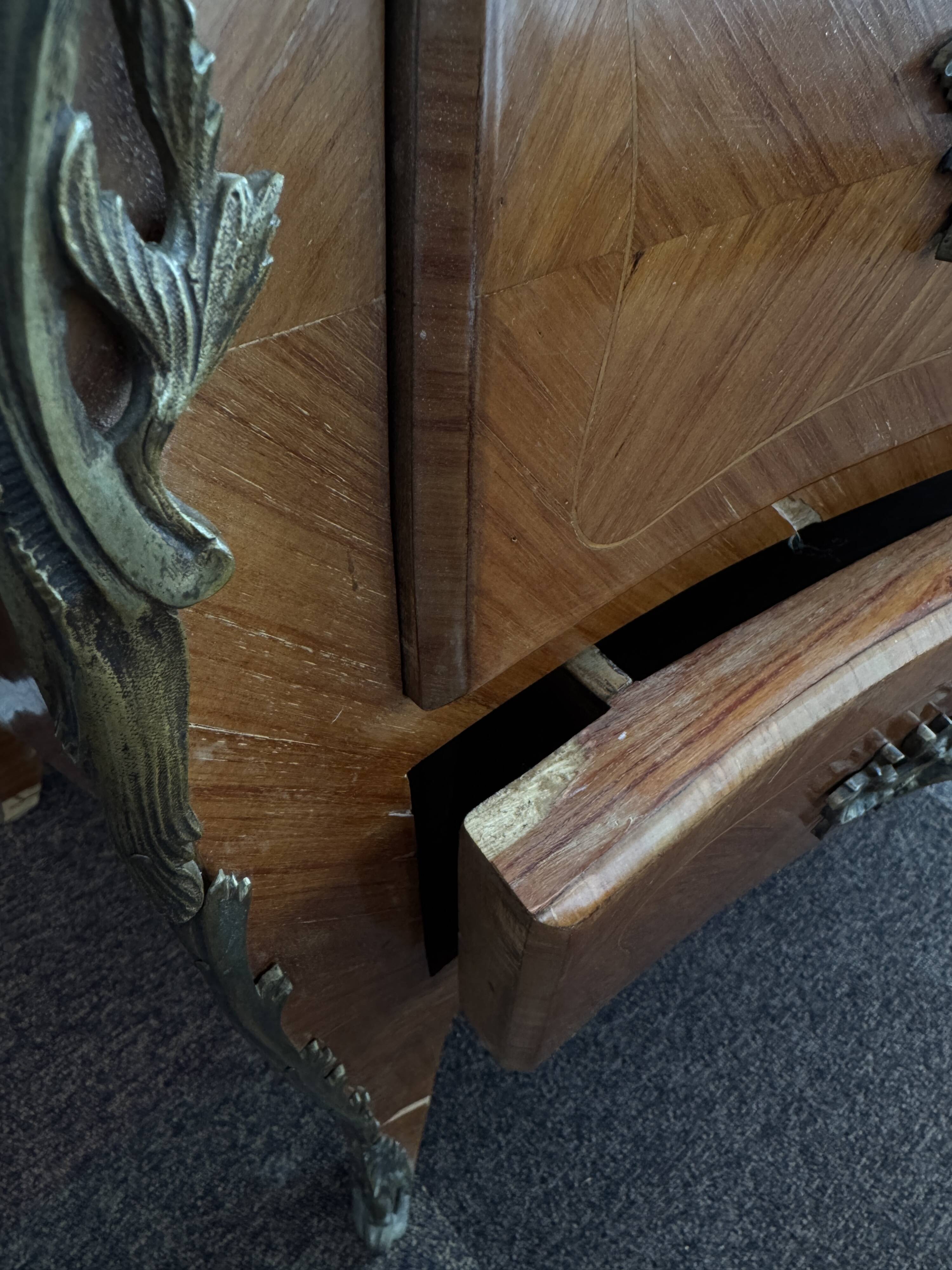 Bordeaux inlaid chest of drawers with marble and bronze ornament