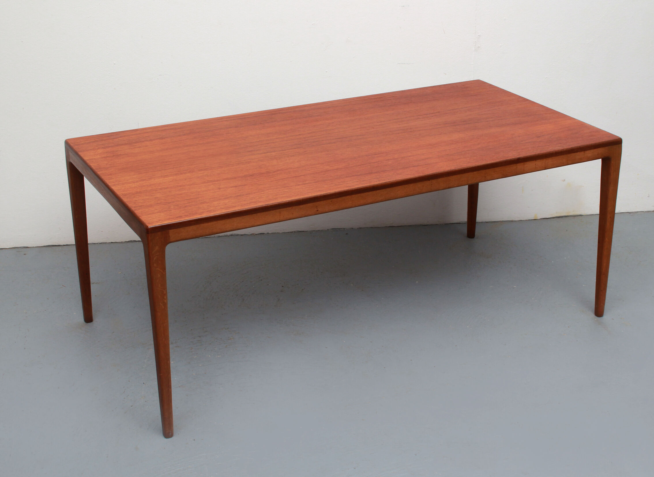 1960s scandinavian coffeetable in teak