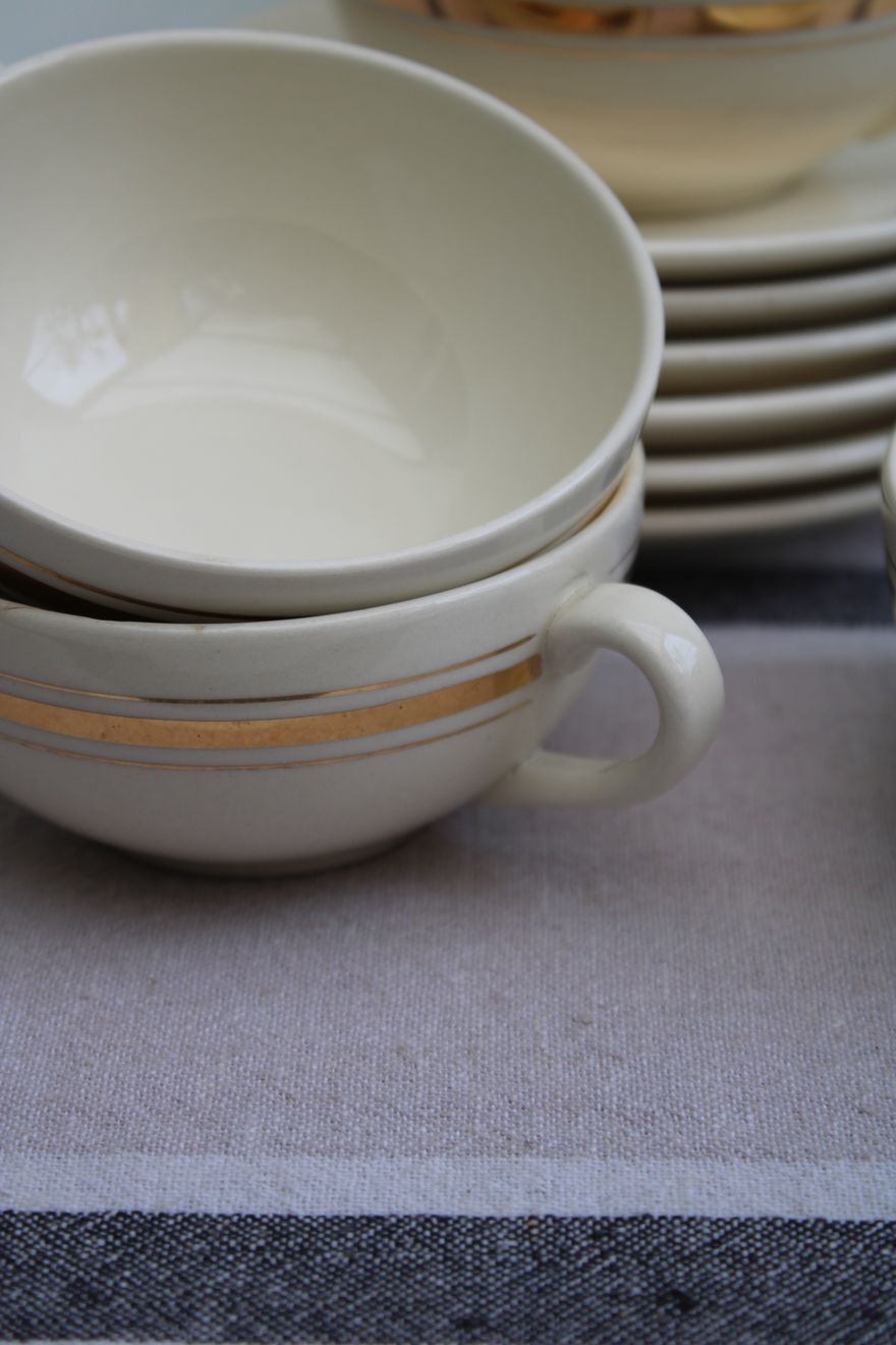 Set of 6 villeroy and boch coffee cups