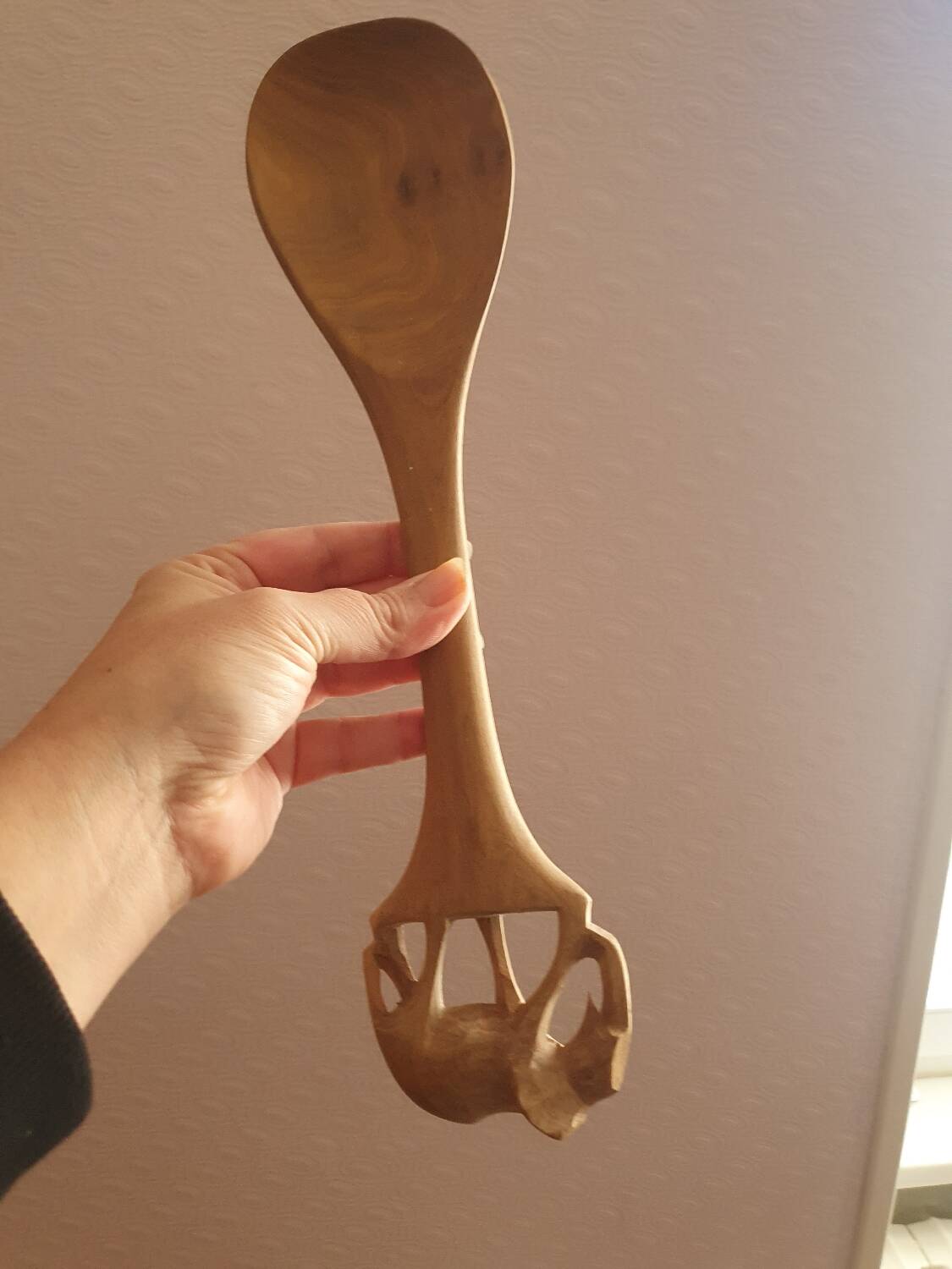 Couverts de service n bois sculpté art populaire vintage