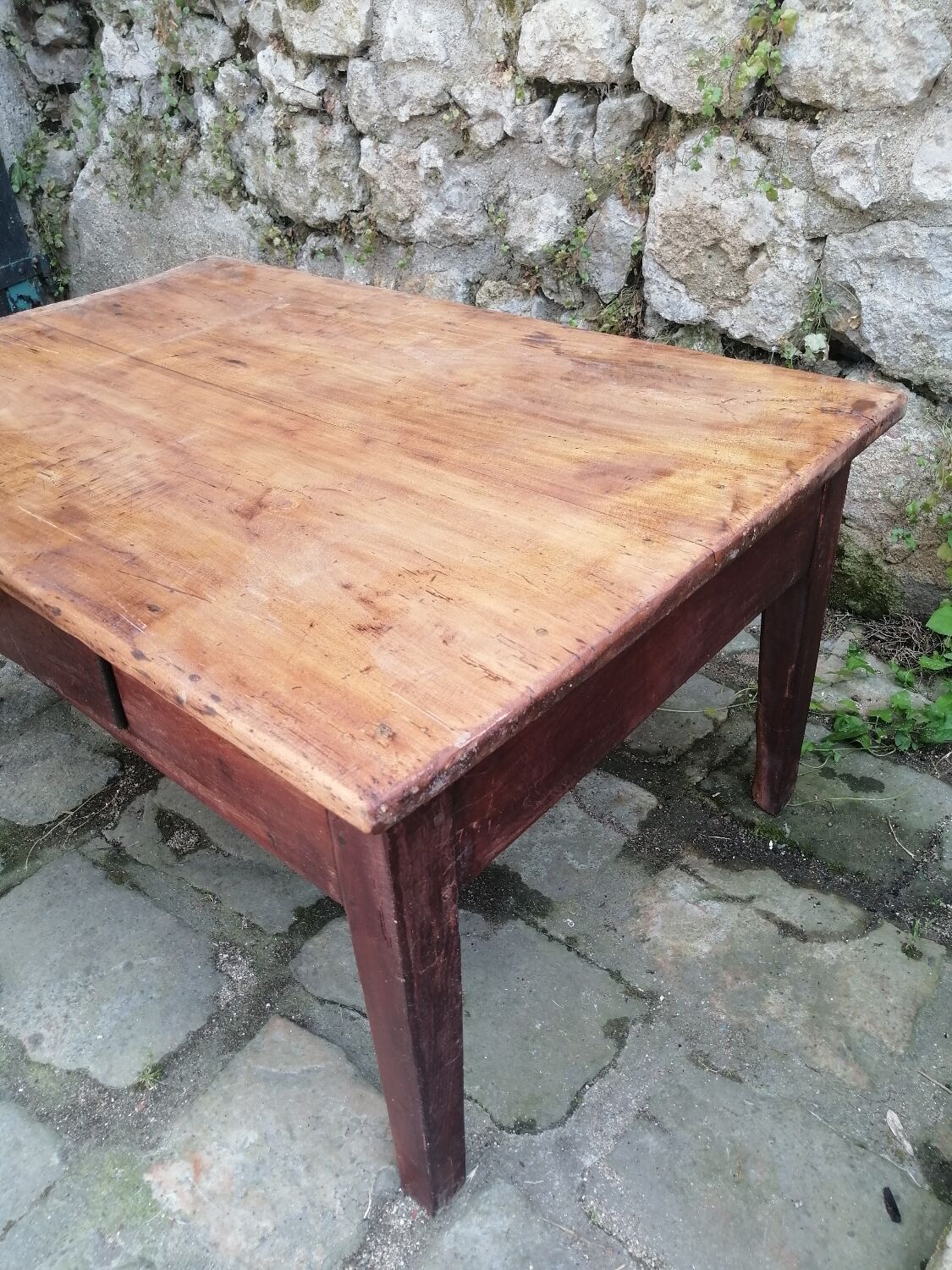 Farmhouse table