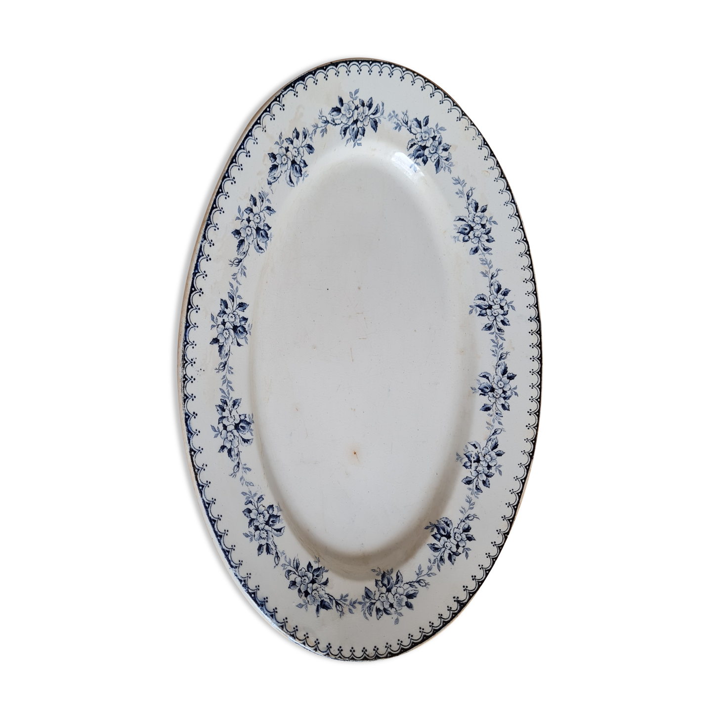 Oval serving dish in iron earth