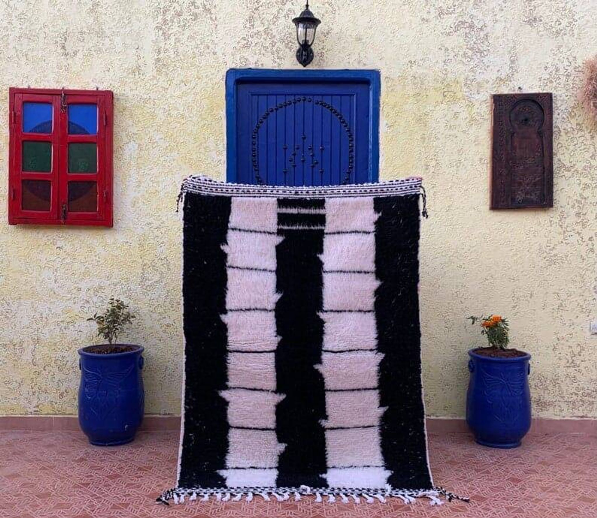 Handmade Beni Mrirt rug, size 160 x 250 cm
