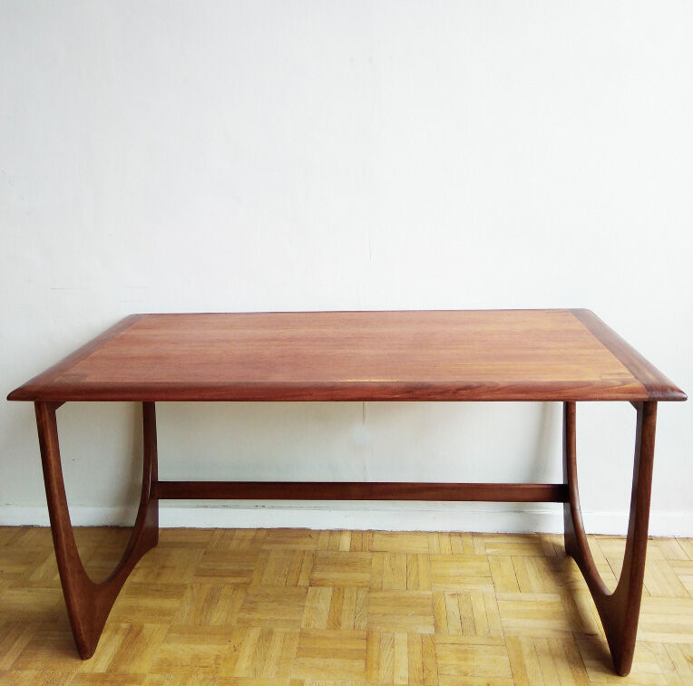 Pull-out tables in teak - G Plan - 1960s