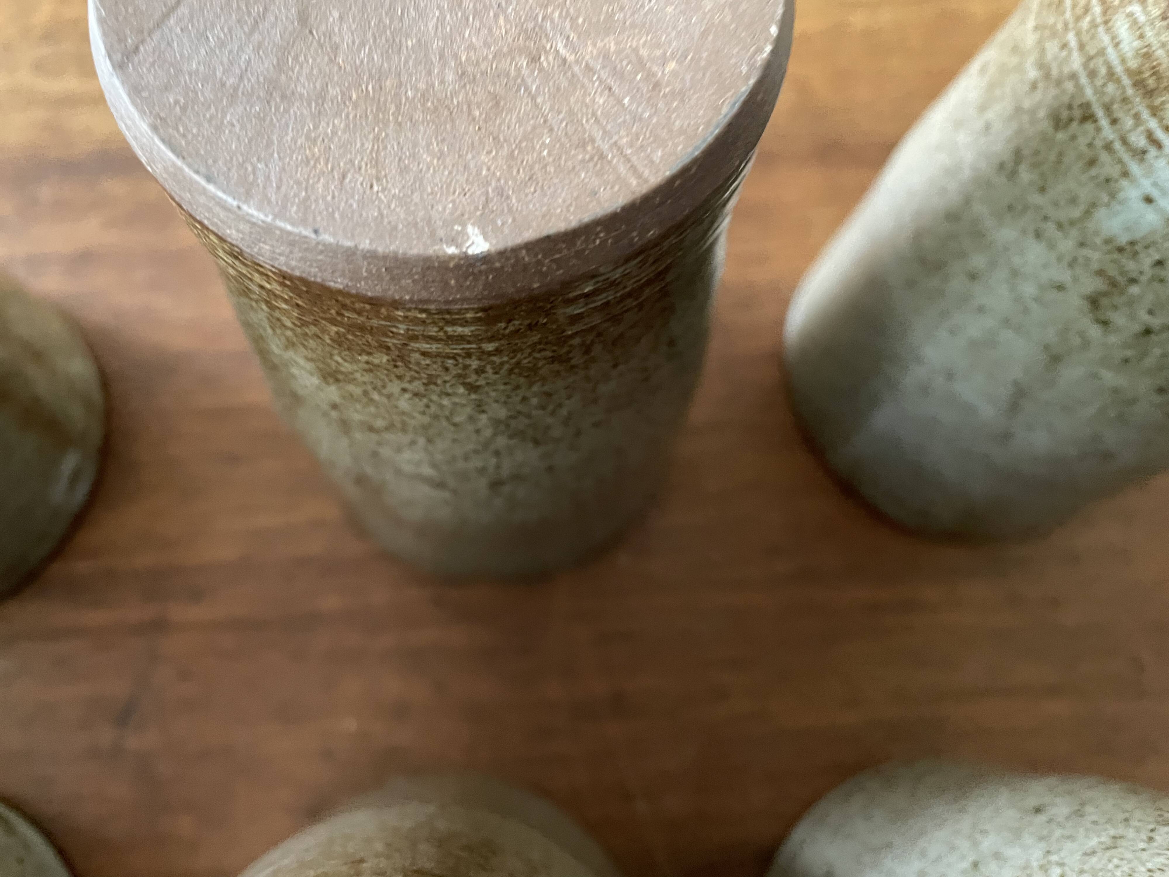 Mugs en grès émaillé vintage