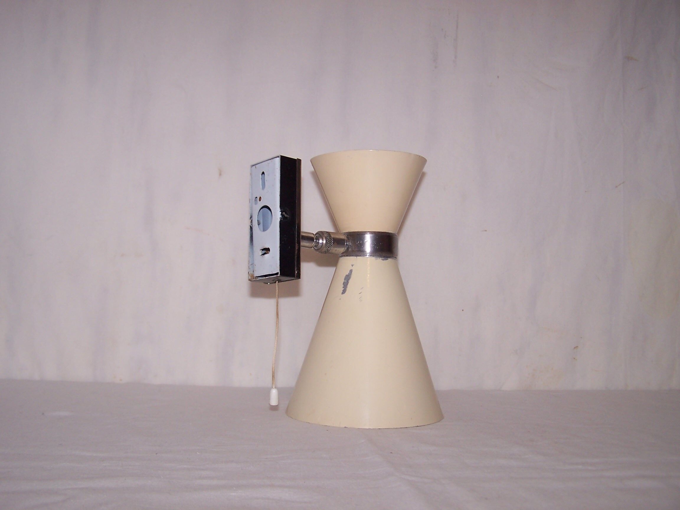 Diabolo wall light - 60s