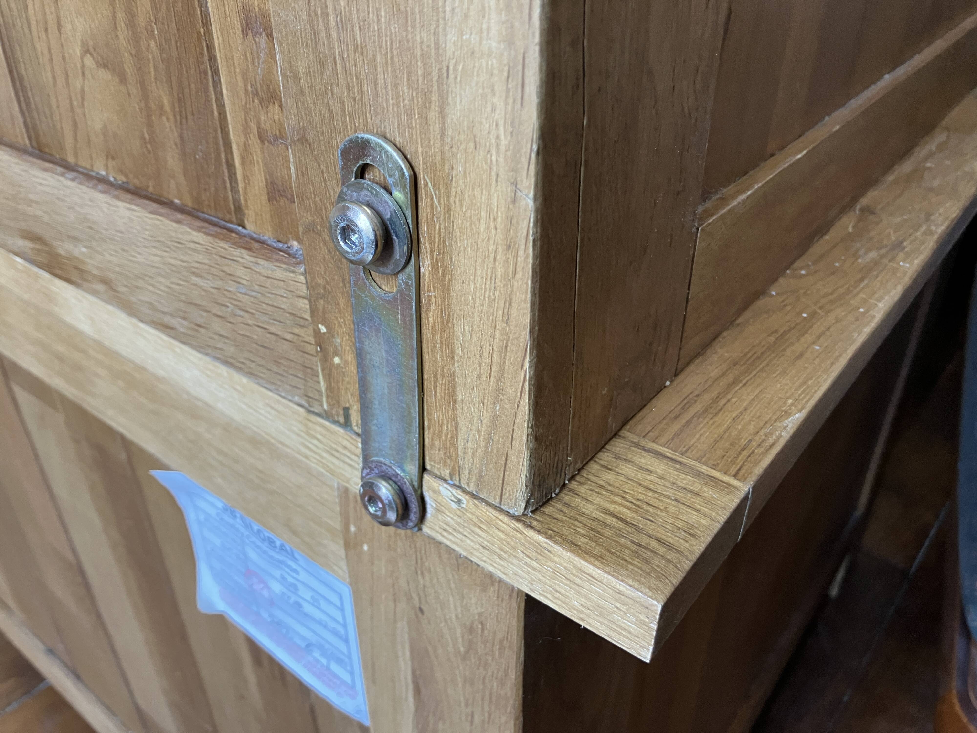 Armoire en Chêne Massif