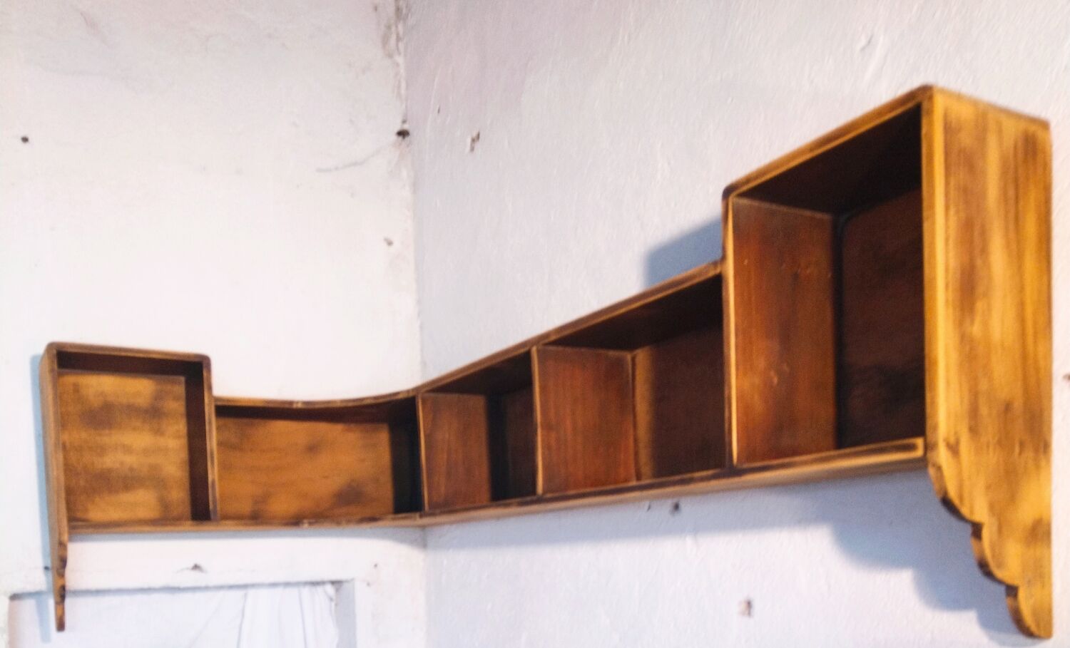 Art Deco corner shelf