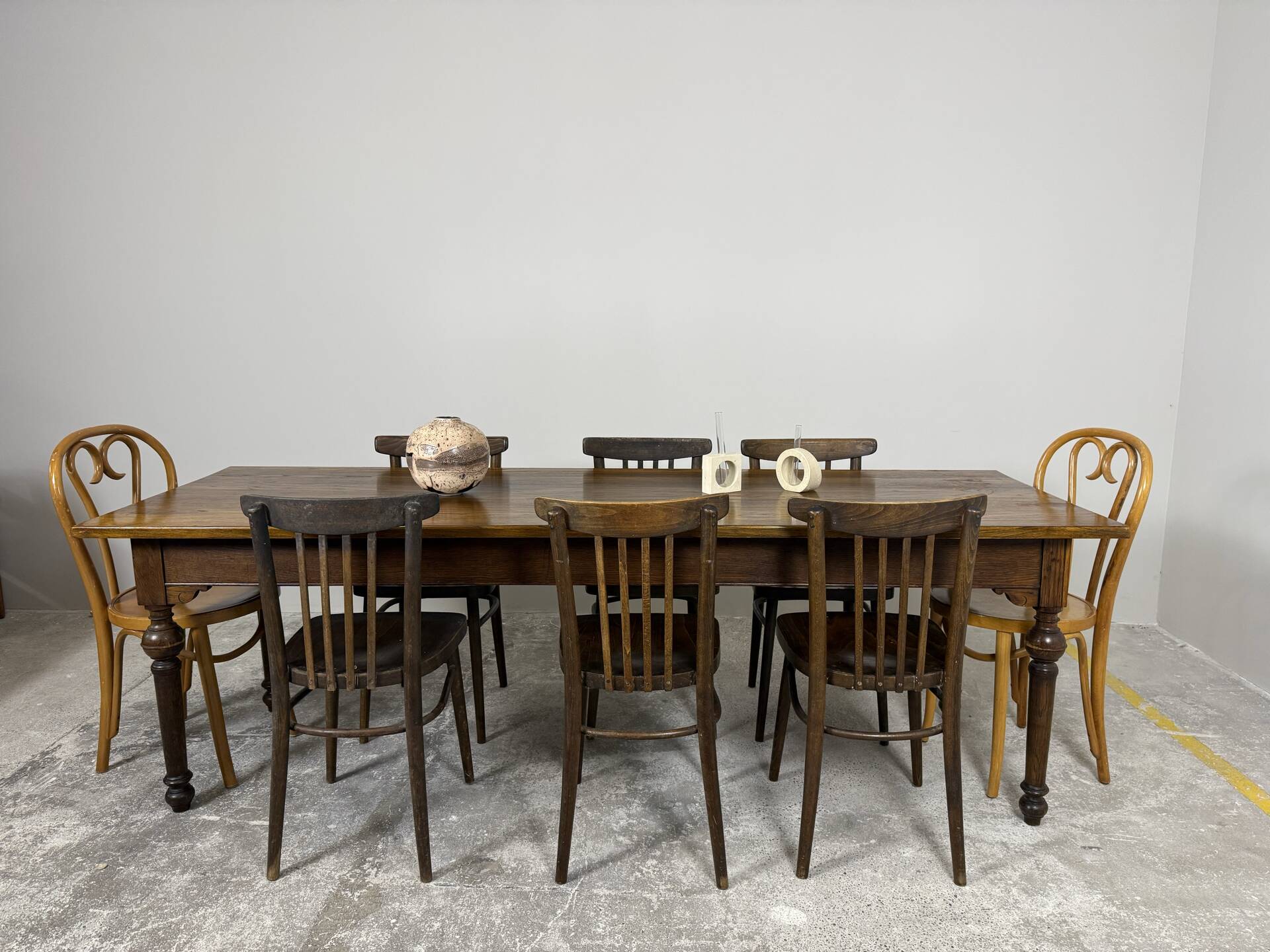Grande table de ferme ancienne en chêne – 229 cm