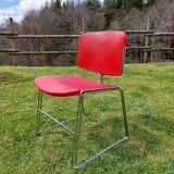 2 Max Stacker chairs red