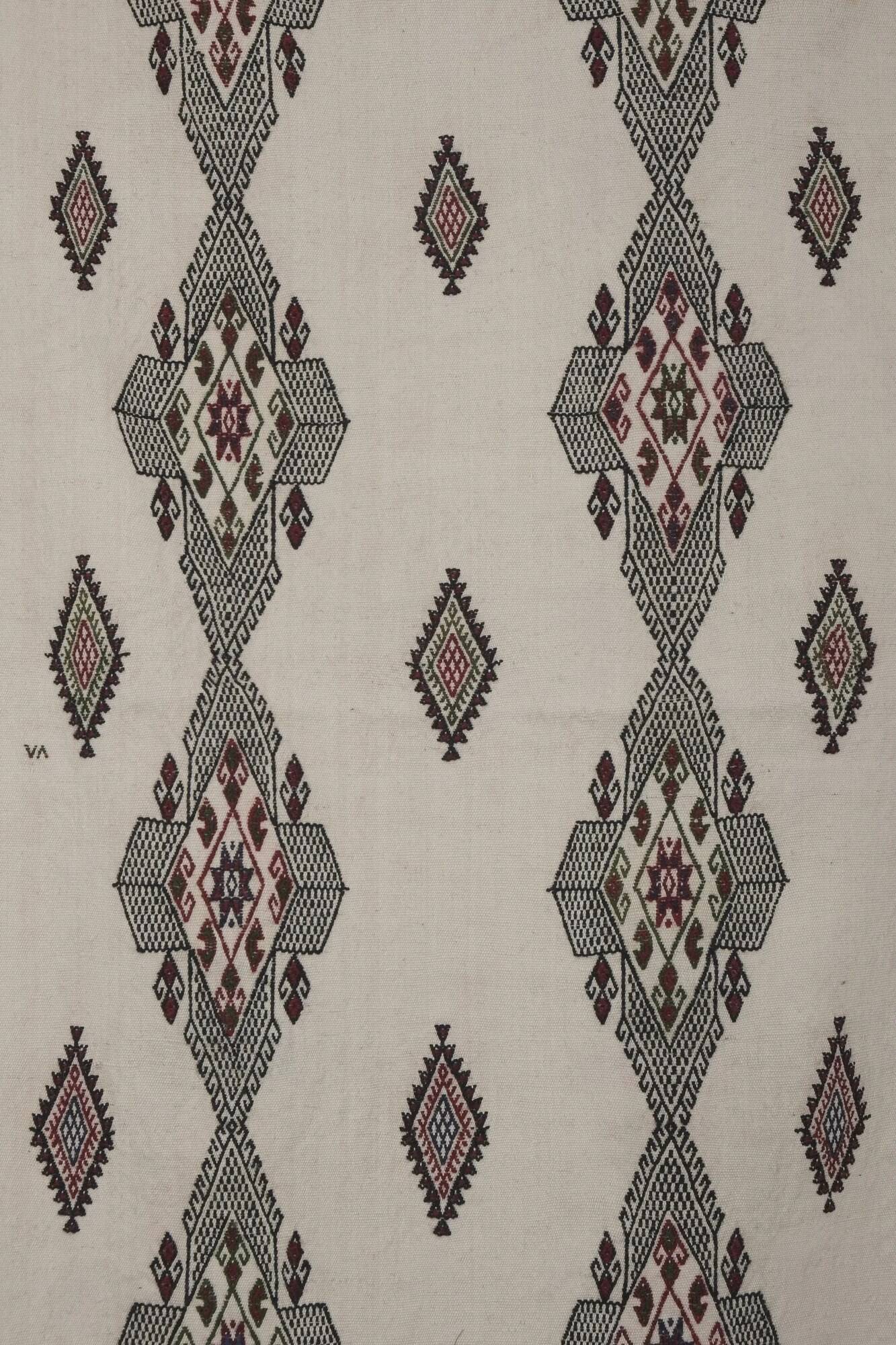 Vintage Turkish kilim, handwoven, 94x215 cm.