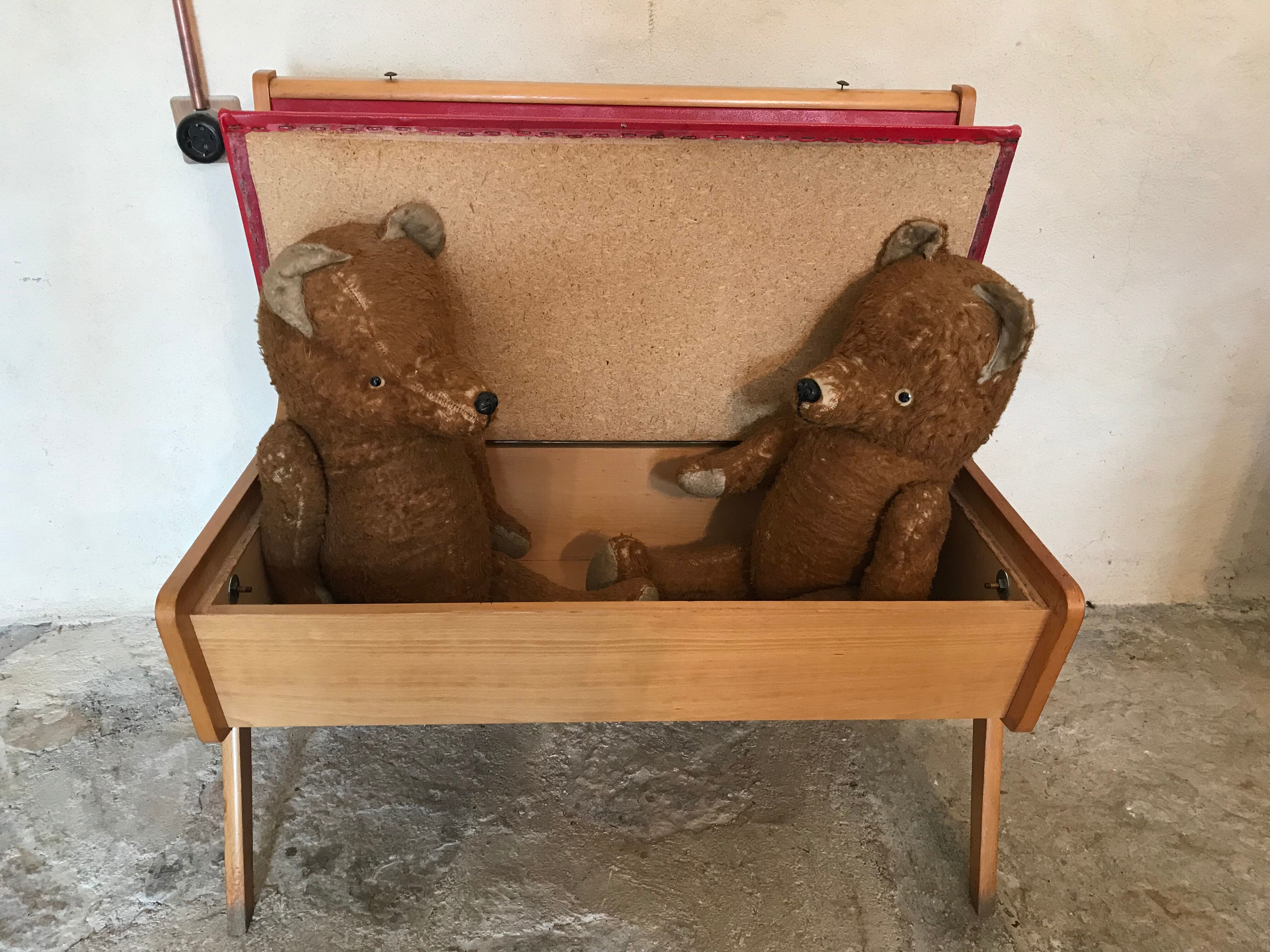 Bench bench-chest vintage 1960-1980's in blond beech and red skaï