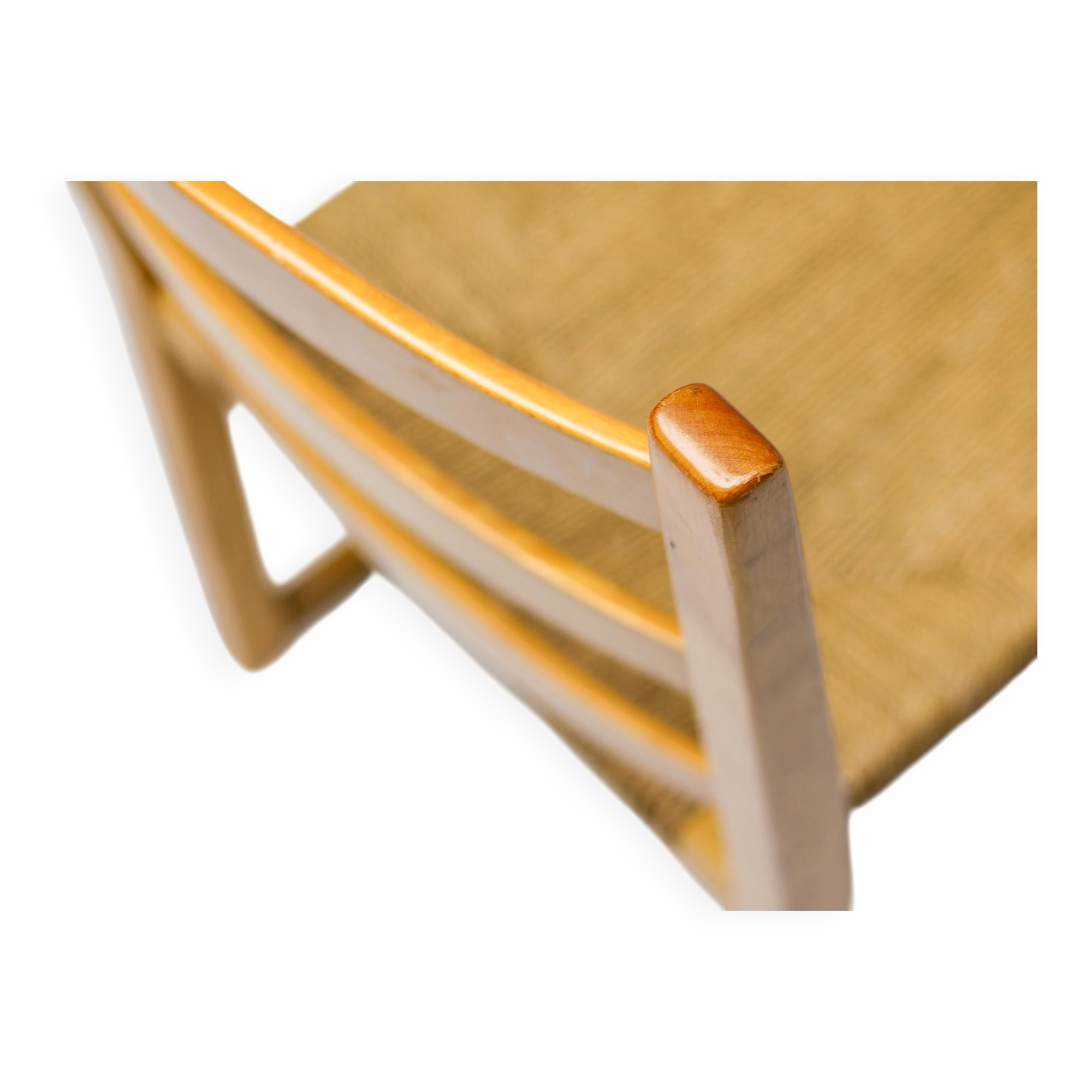 Stackable chairs Poul Volther Gemla Sweden in modern Scandinavian ash from the mid-20th century.