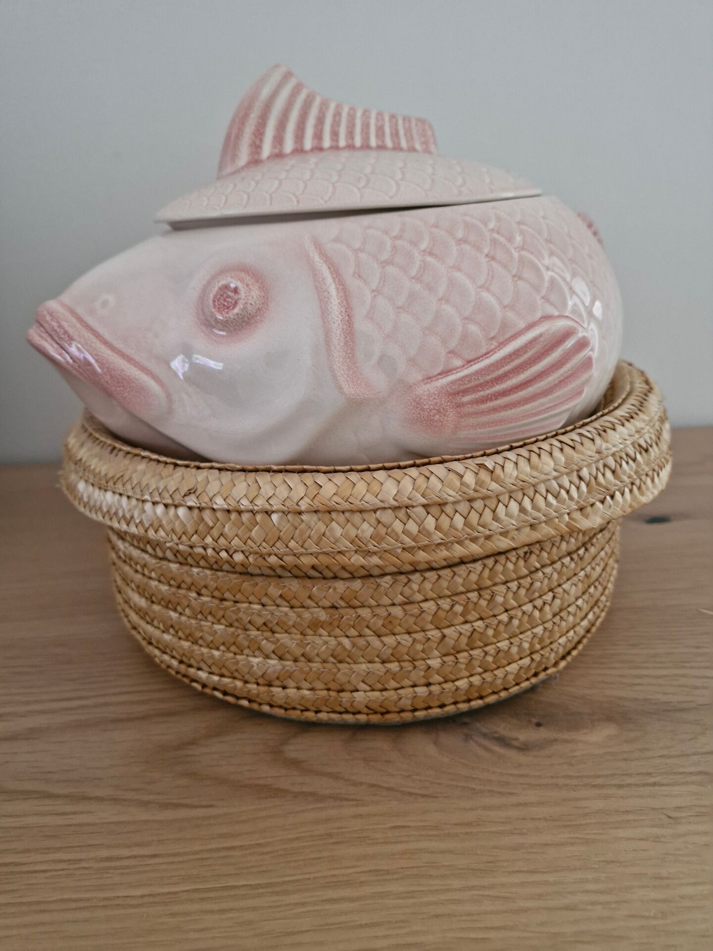 Soup tureen and fish soup plates from the 1980s.