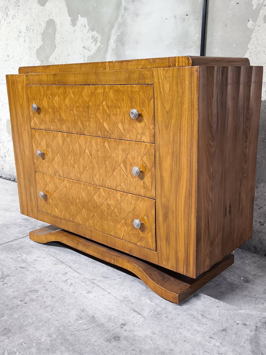 Vintage Art Deco commode from the 1950s.