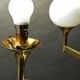 Lustre italien laiton et boules opaline blanche