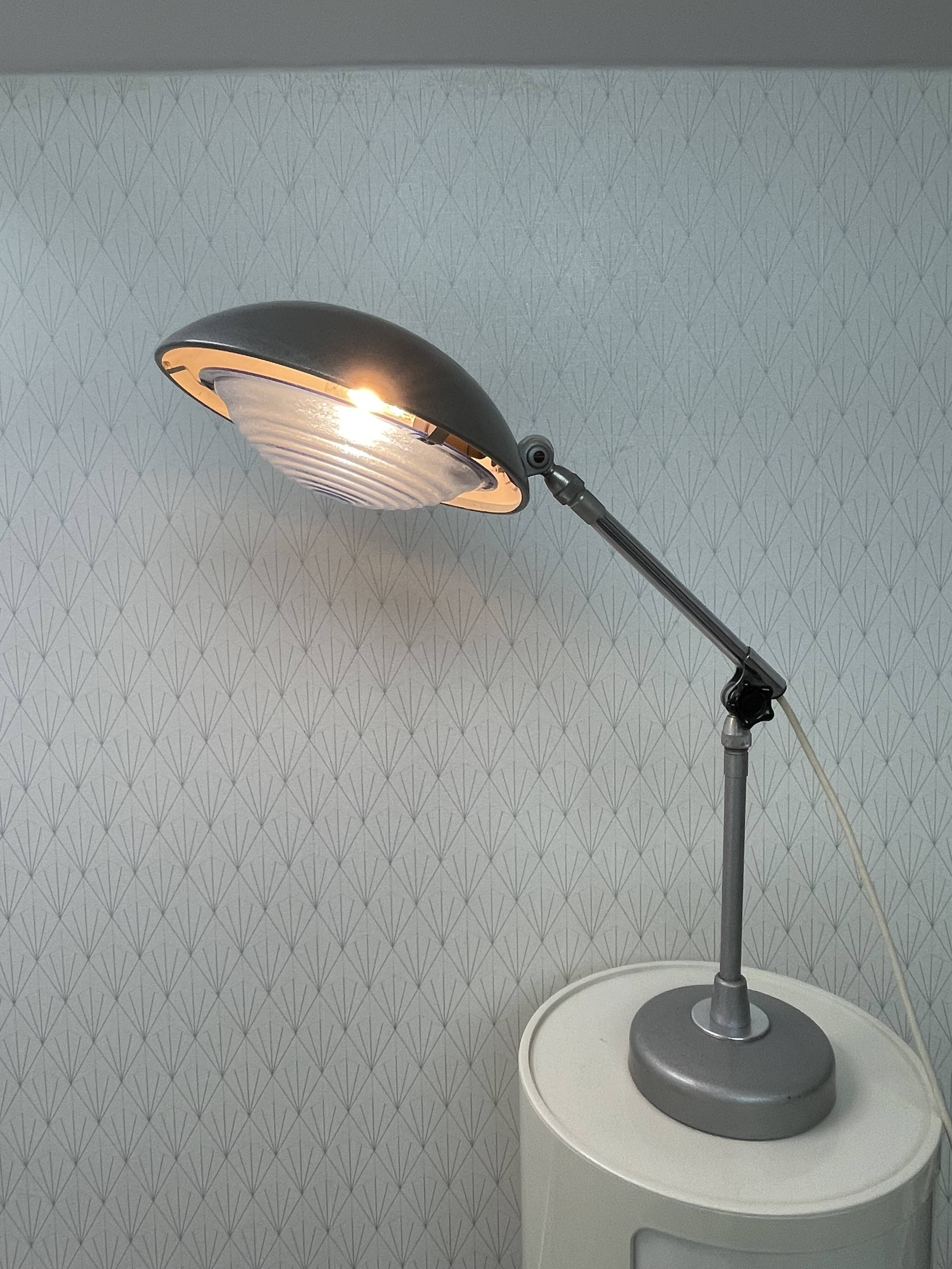 Lampe Solere vintage – Lampe de bureau industrielle française – Design XXe