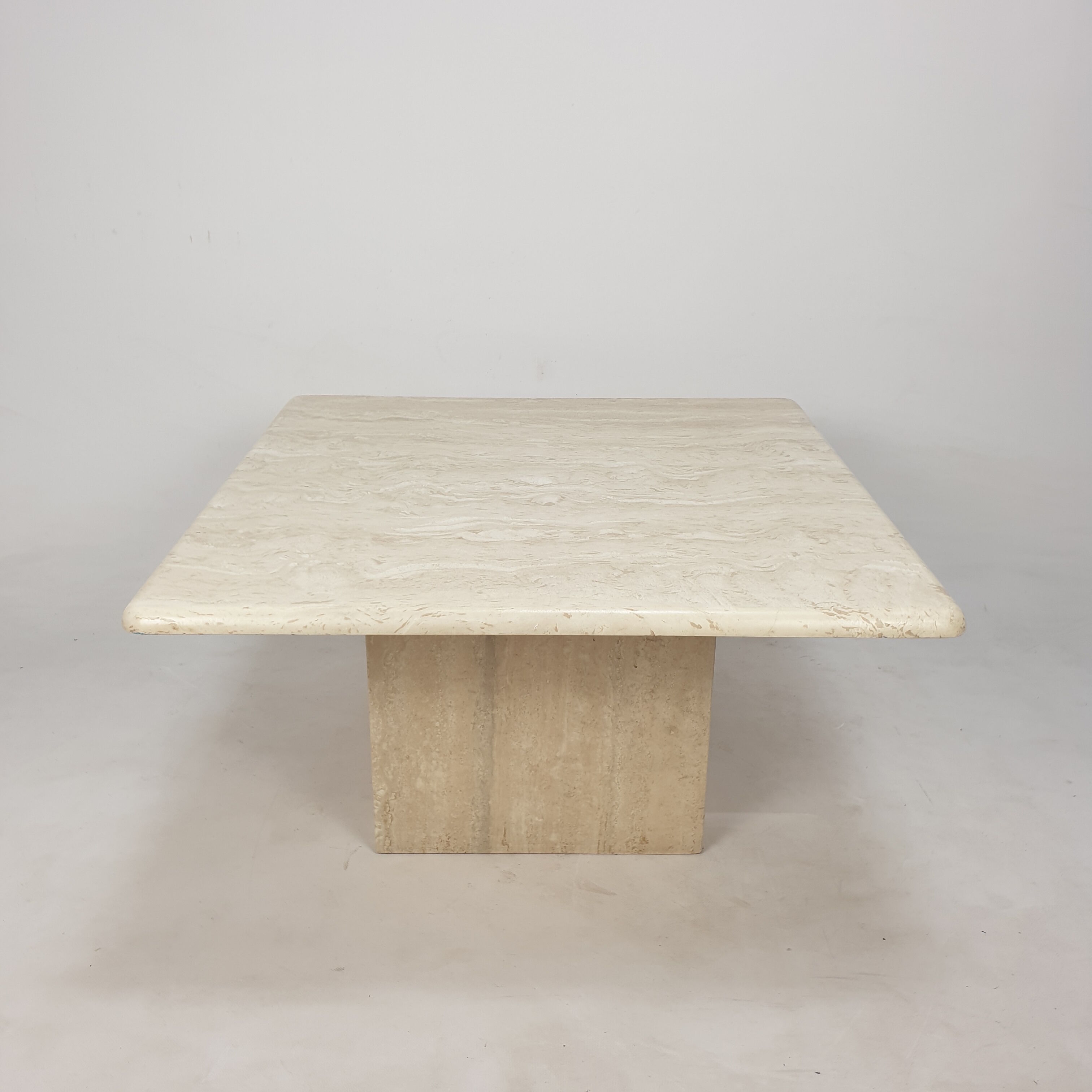 Italian Travertine Coffee Table, 1980s