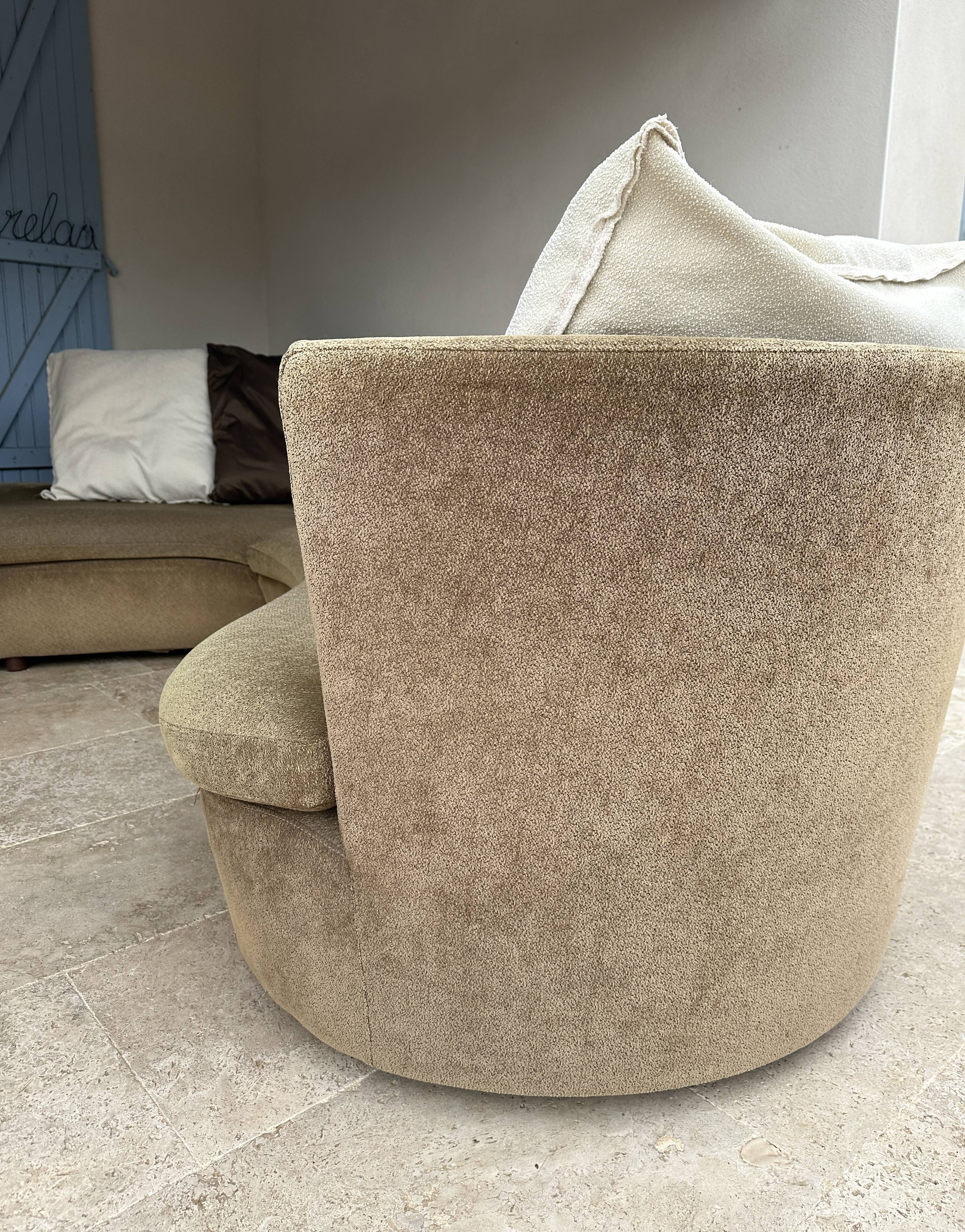 Roche Bobois sofa design - Boa model