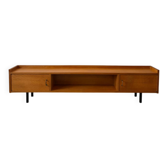 Vintage low oak sideboard (shallow)