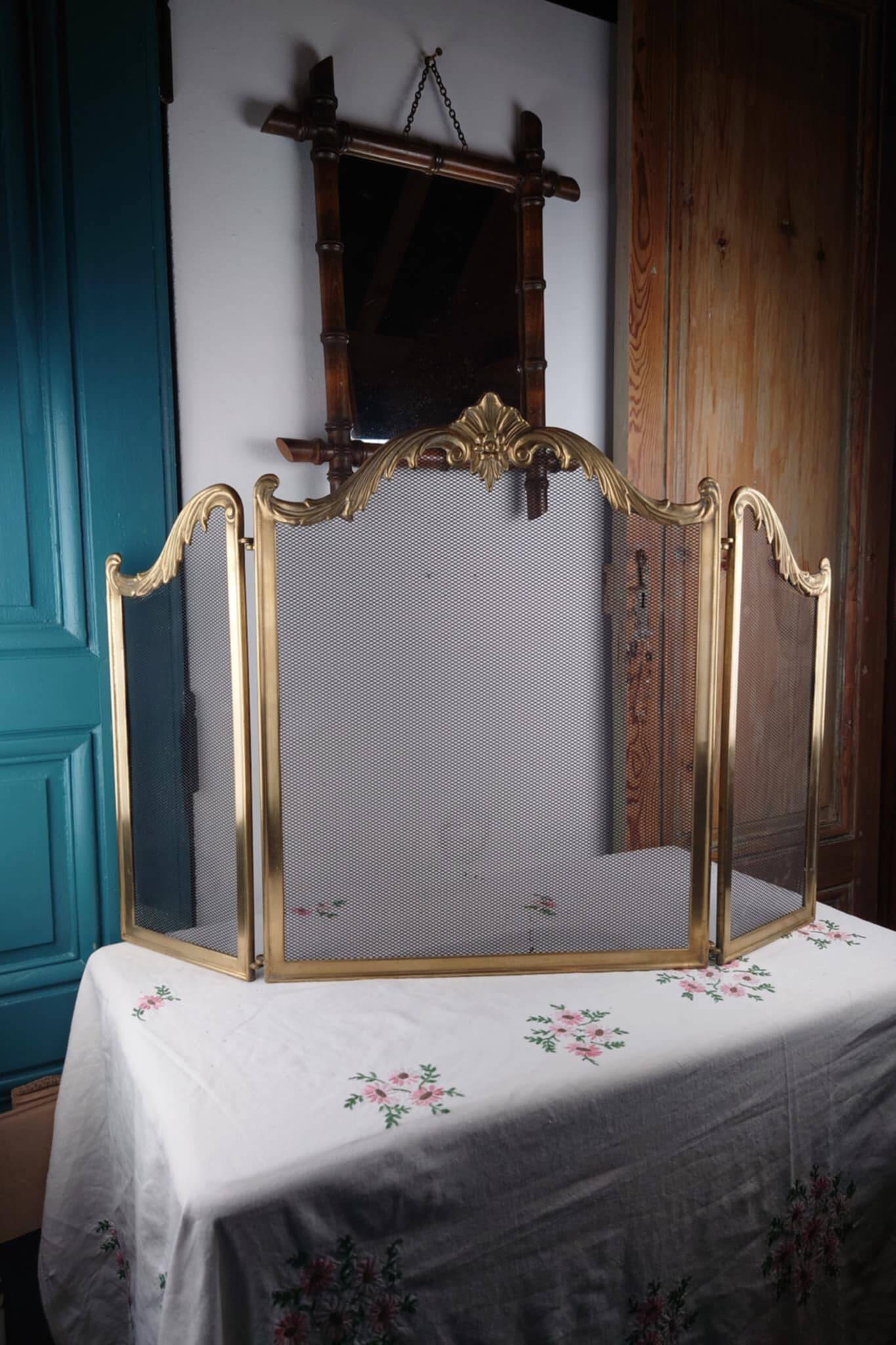 Antique Brass Fire Screen, Louis XV Style, L 83 cm / H 55 cm
