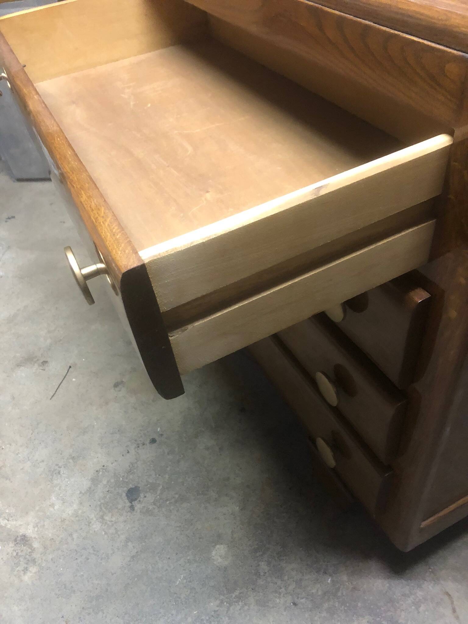 Art Deco chest of drawers