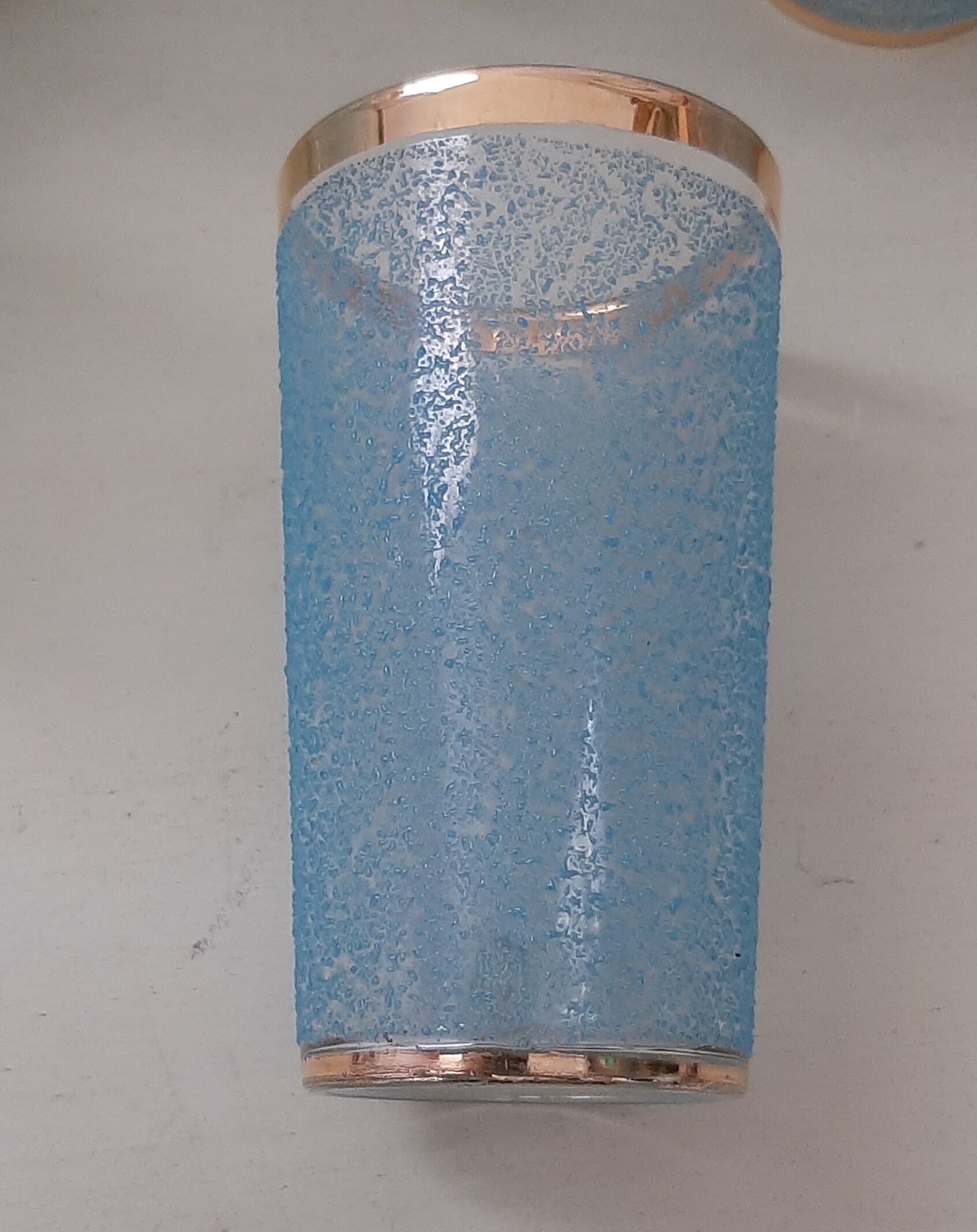 Support and glass for orangeade